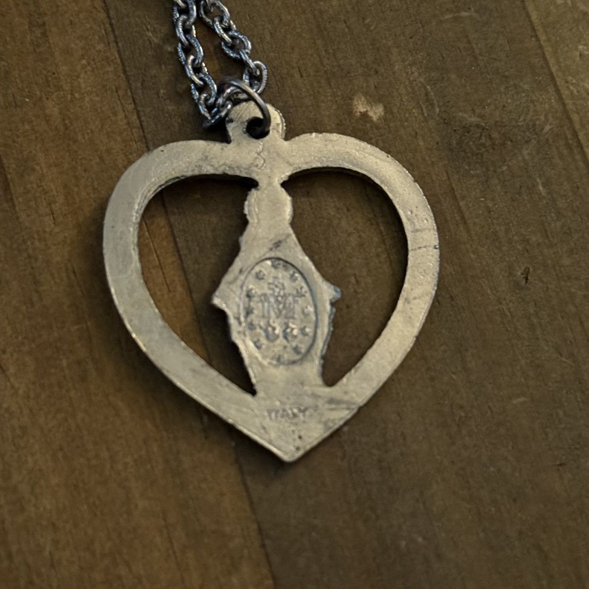 Vintage Vintage silver Miraculous Virgin Mary heart pendant necklace Size ONE SIZE - 4 Thumbnail
