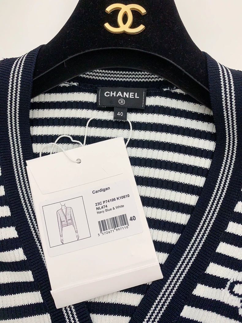 Chanel Chanel 23C striped knitted cardigan coat Size S / US 4 / IT 40 - 3 Thumbnail