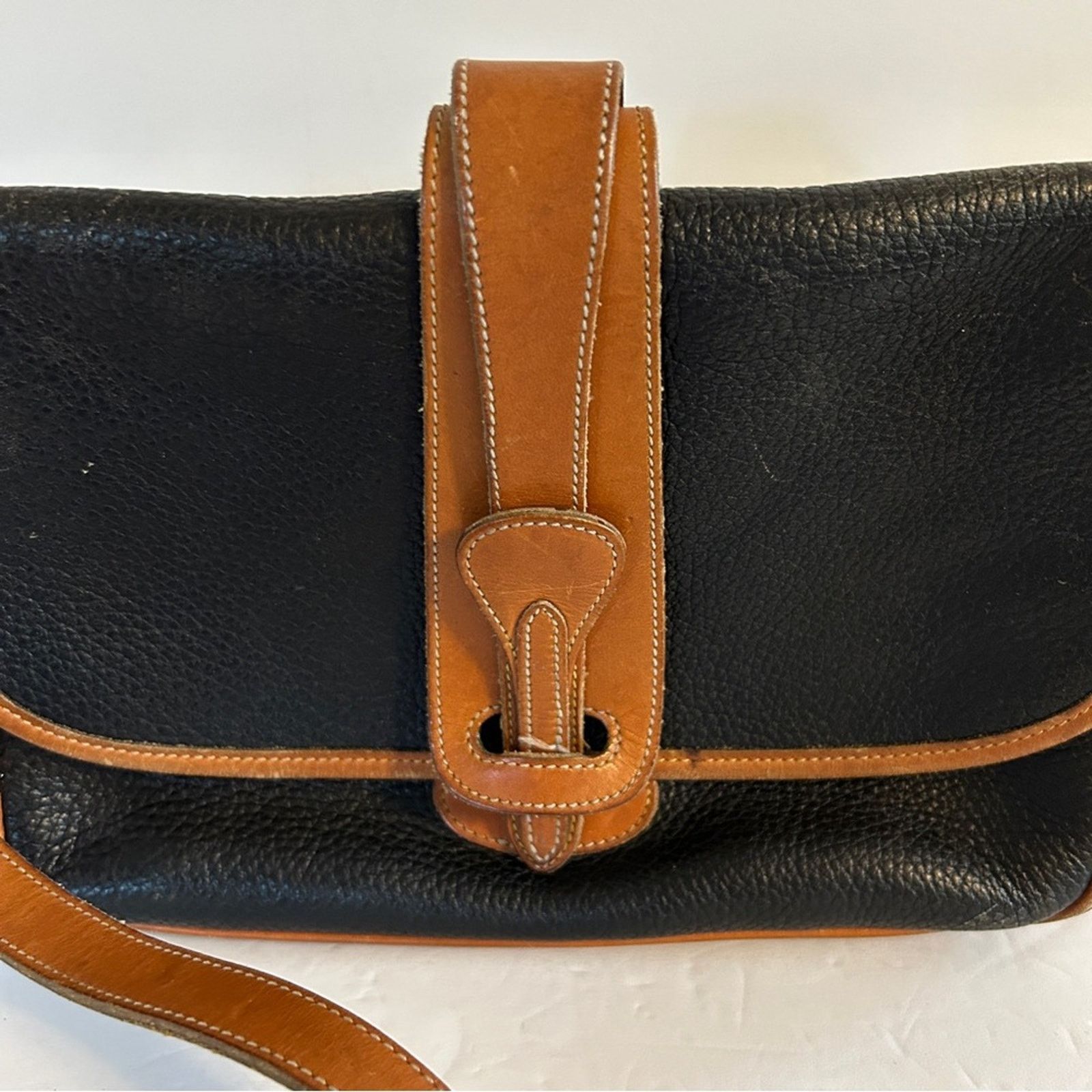 Dooney & Bourke Dooney and Bourke Black and Camel Handbag Size ONE SIZE - 3 Thumbnail