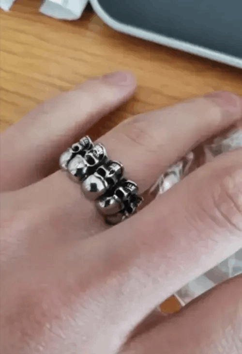 Ring Of Fire Skull Punk Ring Size ONE SIZE - 1 Thumbnail