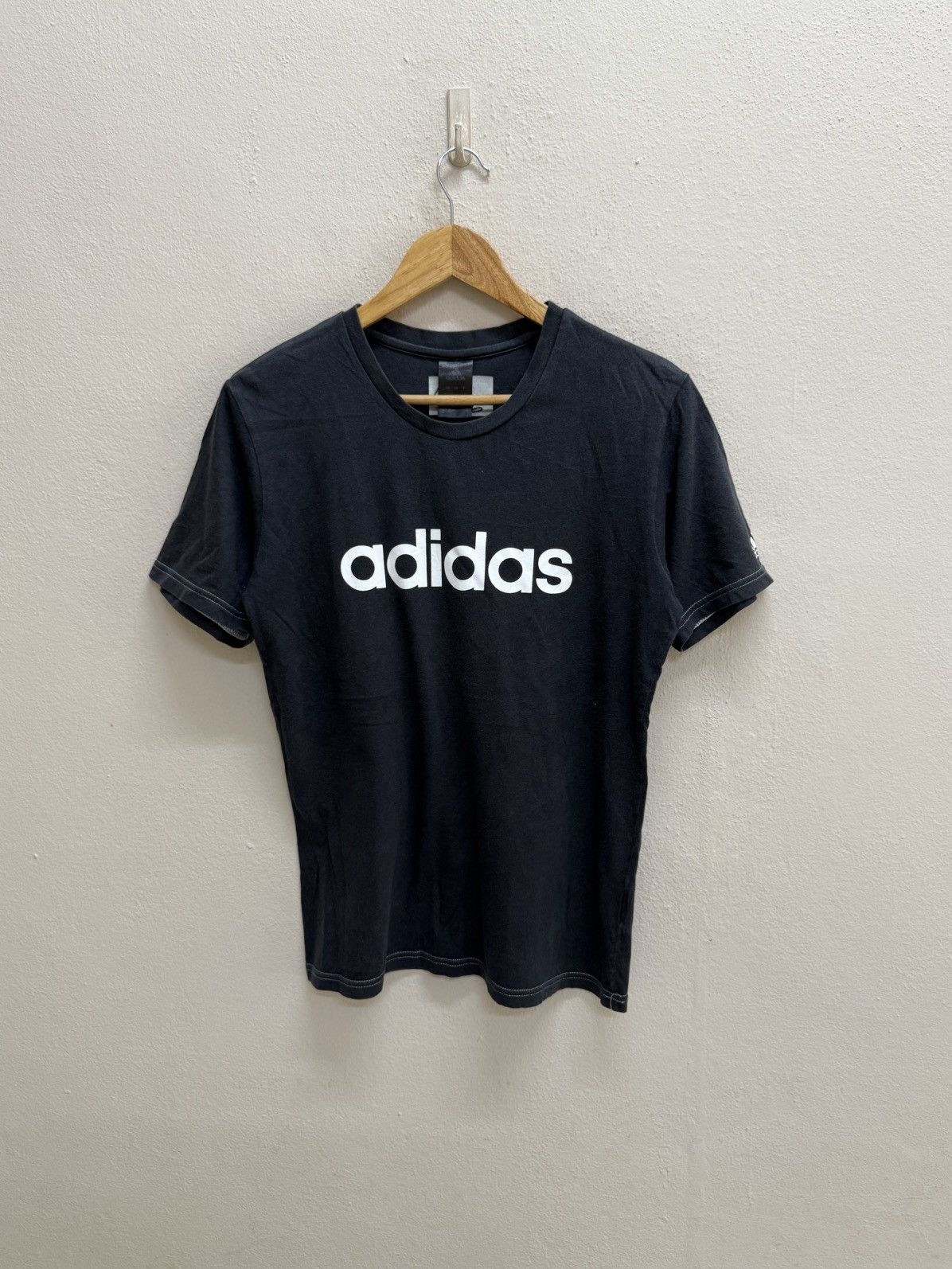 Adidas Adidas Spellout bigogo Tshirt Size US XS / EU 42 / 0 - 3 Thumbnail
