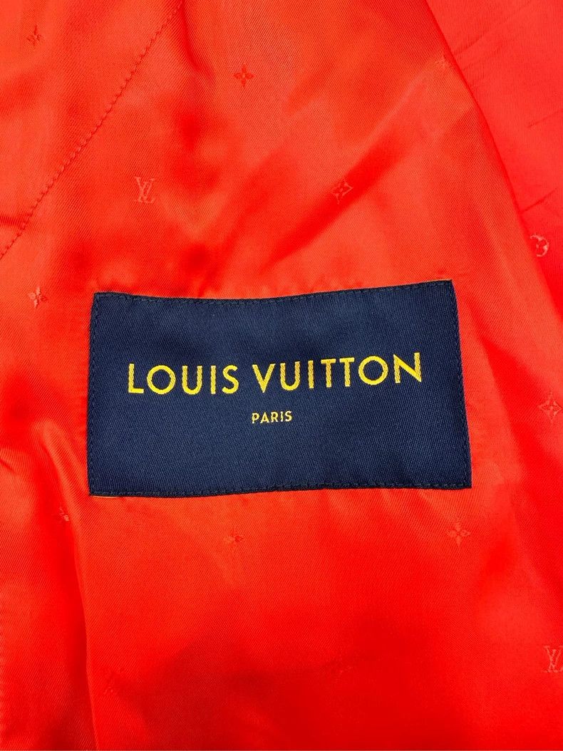 Louis Vuitton Louis Vuitton Red silk embroidered logo jacket 2501-Nextarr Size US M / EU 48-50 / 2 - 7 Thumbnail