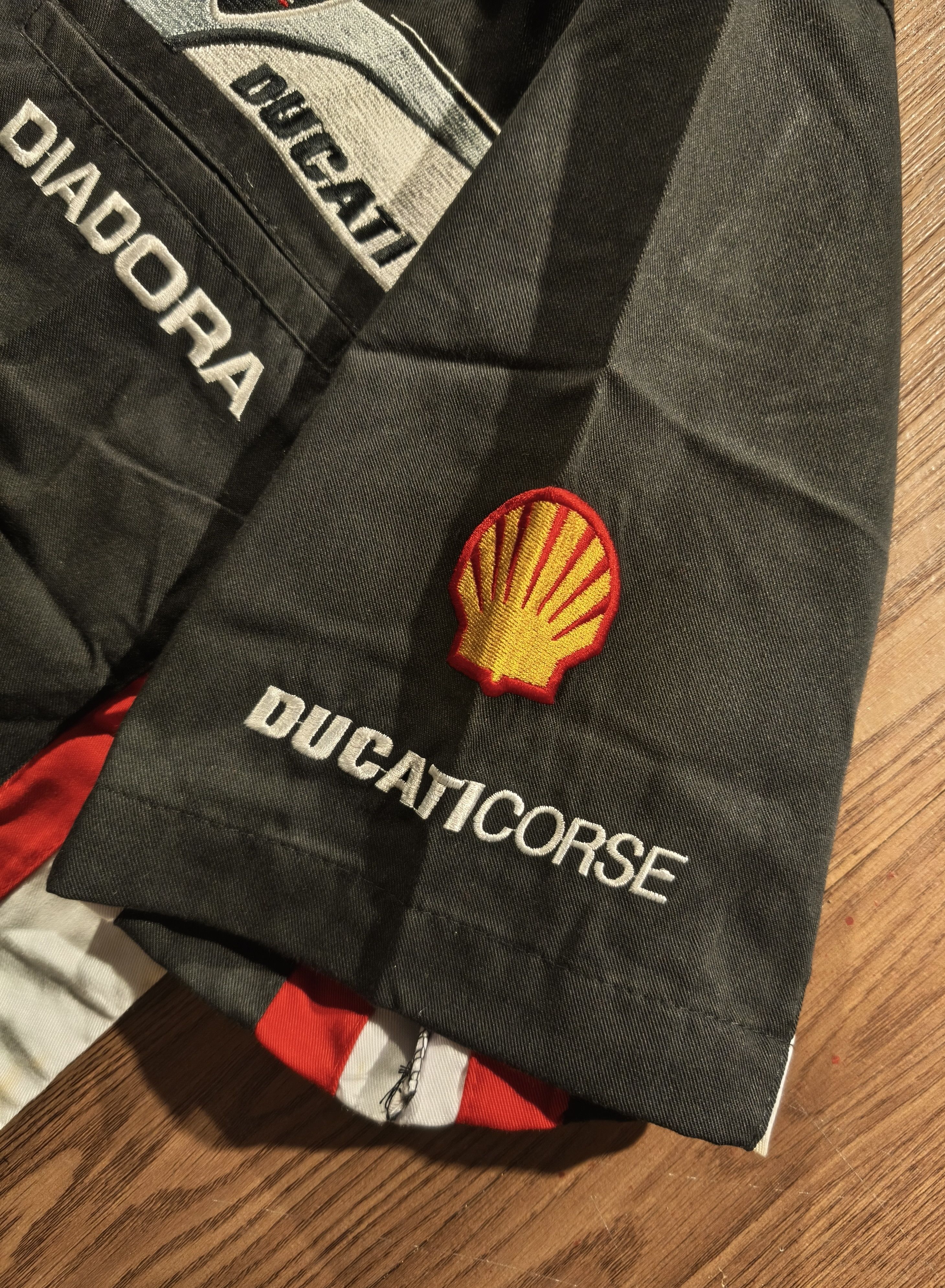 Ducati [BNWT] DUCATI CORSE MOTO GP Racing Workshirt Size US M / EU 48-50 / 2 - 4 Thumbnail