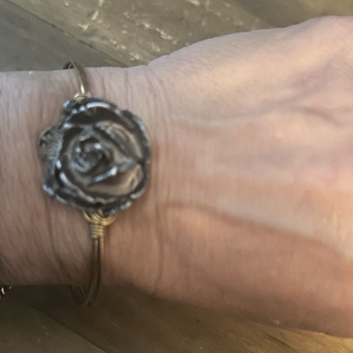 Other Luca + Dani two tone rose bangle bracelet Size ONE SIZE - 5 Thumbnail