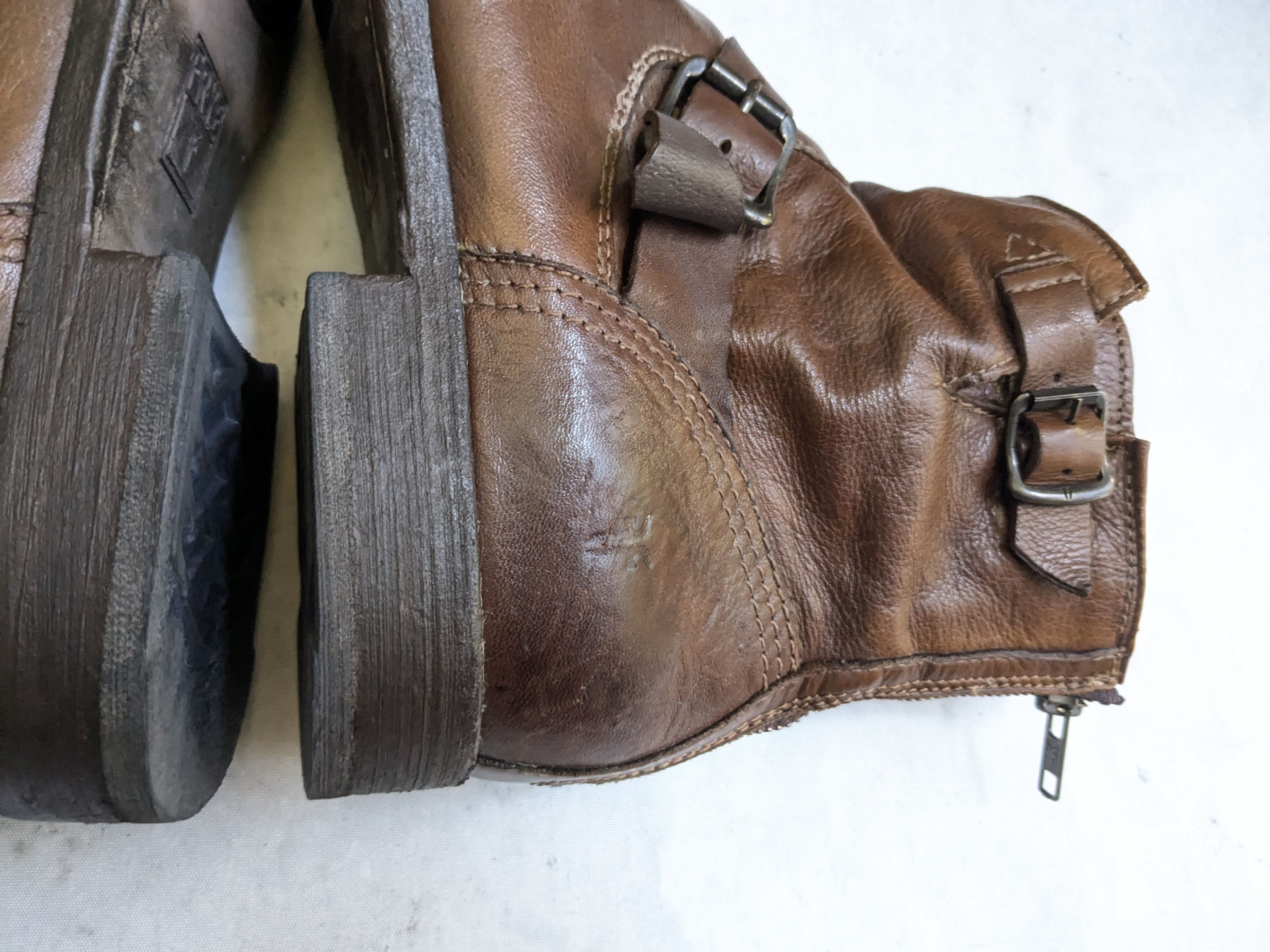Frye Frye Engineer Boots Brown 12 D Leather Buckle Strap Size US 12 / EU 45 - 9 Thumbnail