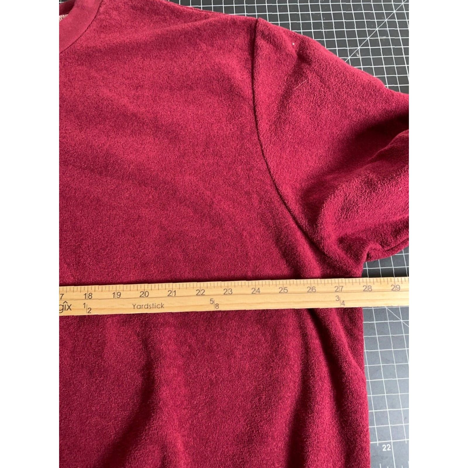 Vintage VTG Scandia Woods Sweatshirt Crewneck Adult 2XL Dark Red Terry Cloth Solid Retro 90s Mens Size US XXL / EU 58 / 5 - 5 Thumbnail