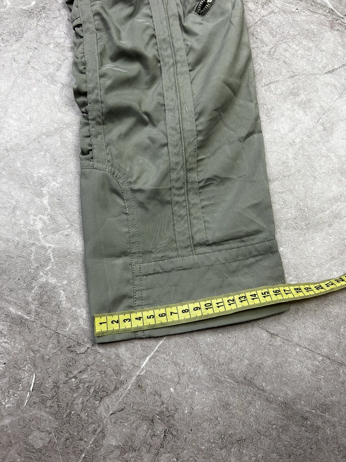 Polo Ralph Lauren Polo Ralph Lauren Gray Multipocket Cargo Pants Women's Size 28" / US 6 / IT 42 - 14 Thumbnail