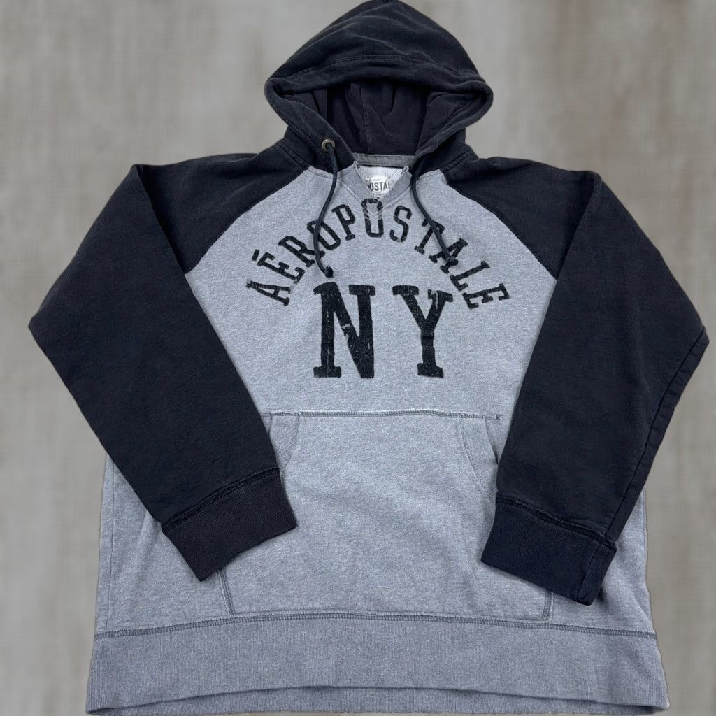 Aeropostale VINTAGE Aeropostale Hoodie Mens 2XL Gray Black Sweatshirt 2000s Skate NYC Pullover Crew Neck Cotton Blend Fleece Logo Embroidered Size US XXL / EU 58 / 5 - 1 Thumbnail