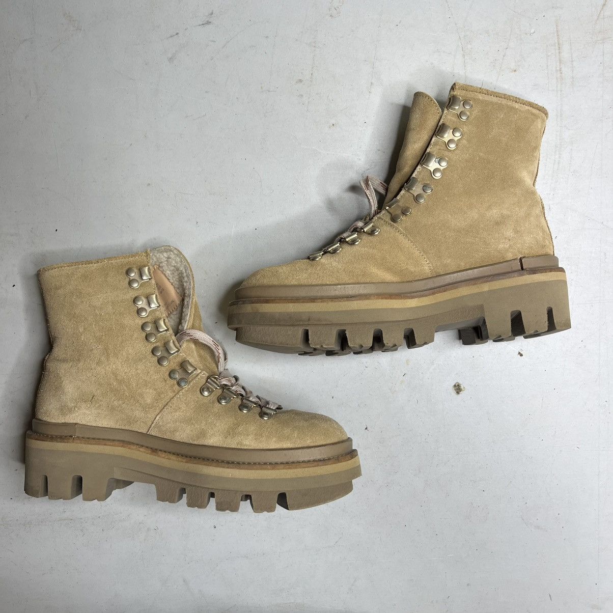 Allsaints AllSaints ‘Wanda’ shearling lace up boot Size US 7 / IT 37 - 3 Thumbnail