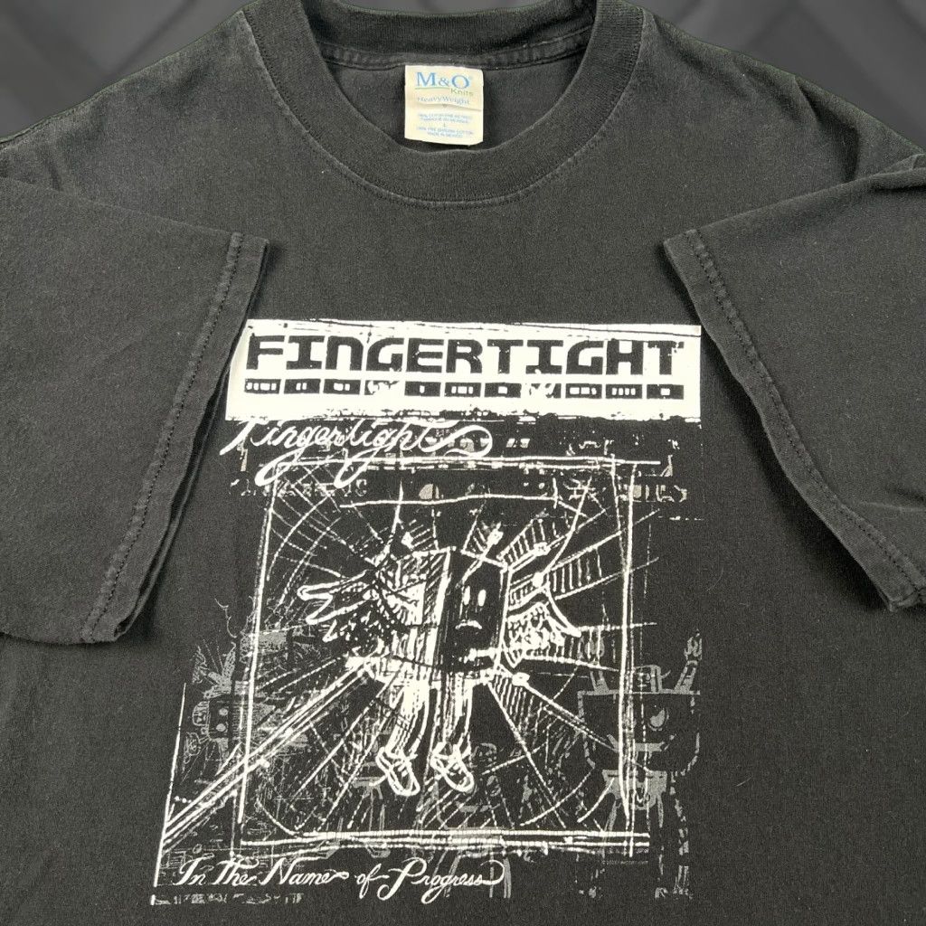 VINTAGE M&O Knit Fingertight Rock Band T-Shirt Men Large Black Graphic Print 100 Cotton Crew Neck Short Sleeve