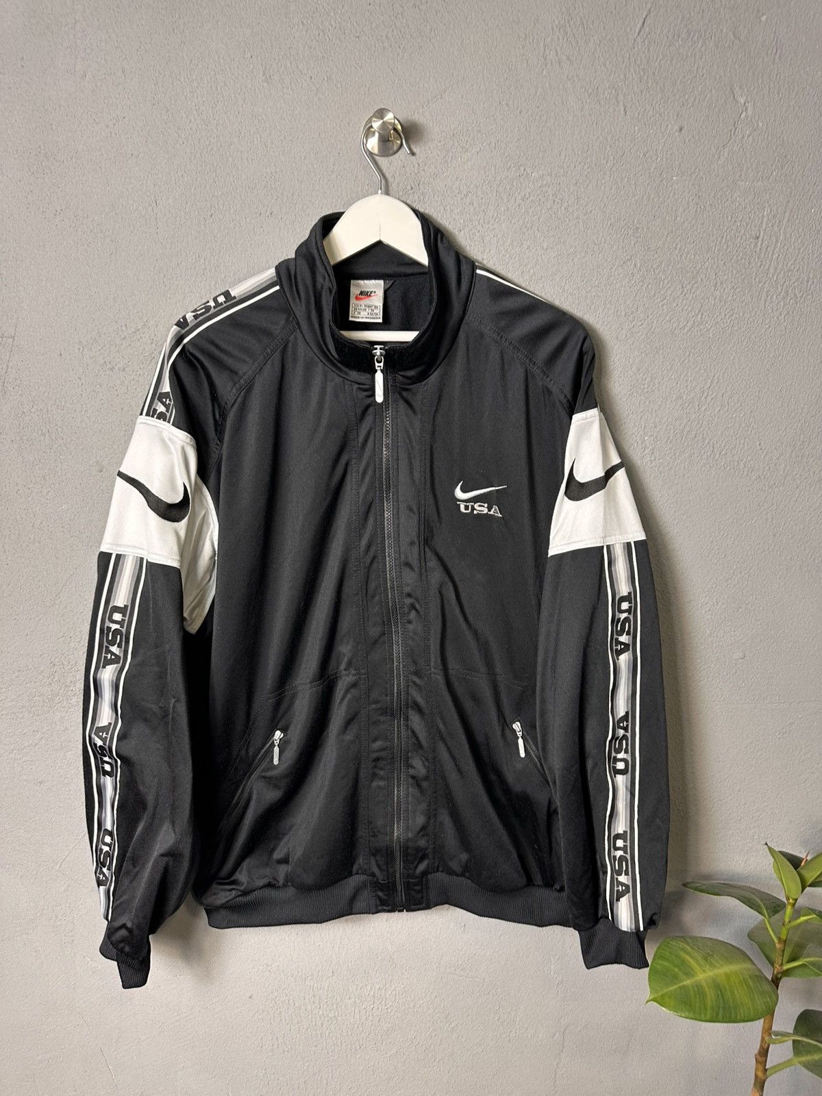 Nike × Vintage Vintage Nike Swoosh USA Track Suit 90s Size US XL / EU 56 / 4 - 2 Thumbnail