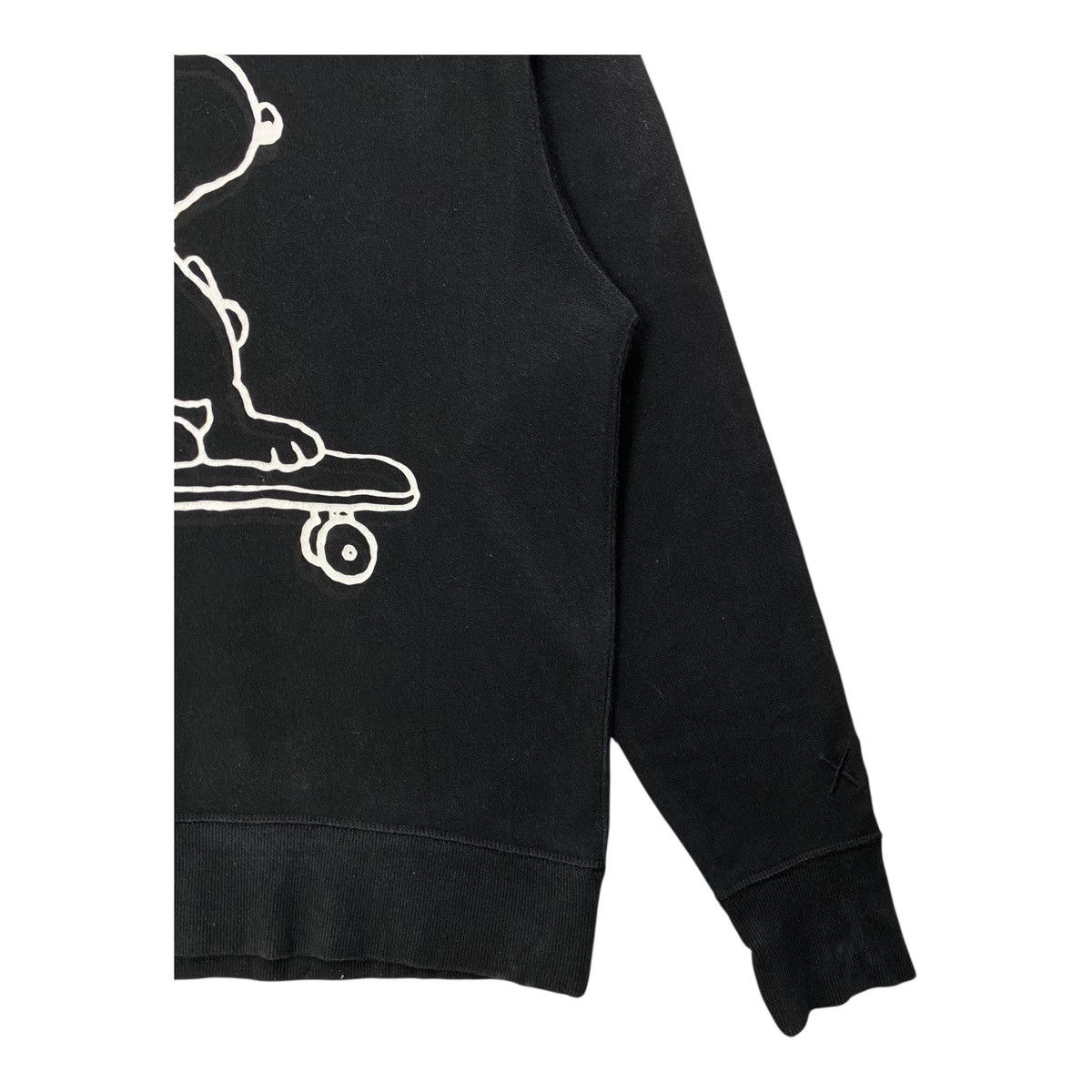 Kaws × Peanuts × Uniqlo Uniqlo X Peanuts X Kaws Sweatshirt Big Logo Crewneck Size S Size US S / EU 44-46 / 1 - 3 Thumbnail