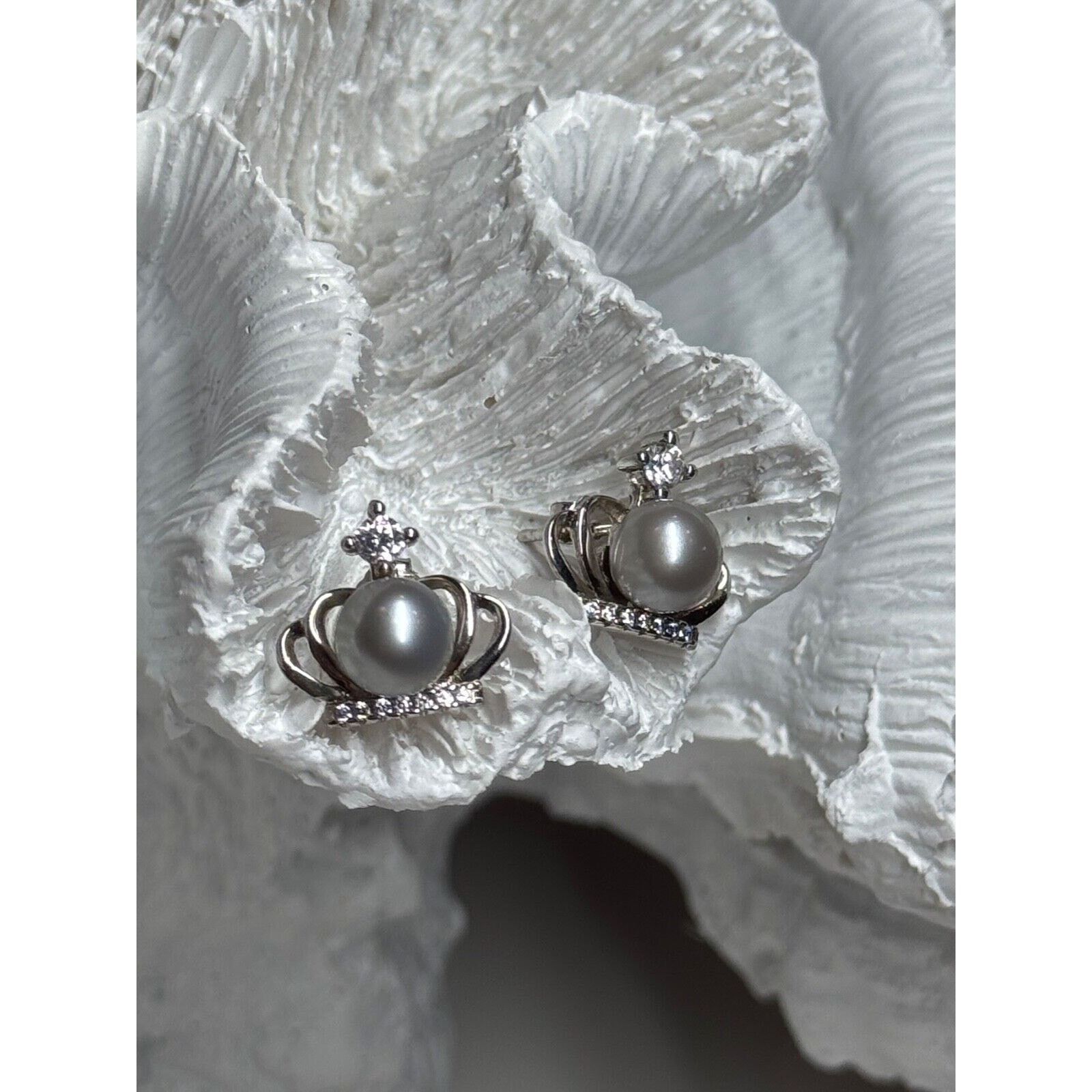 Jewelry 925 STERLING SILVER PEARL CROWN EARRINGS LENGTH 0.5 INCH Size ONE SIZE - 1 Thumbnail