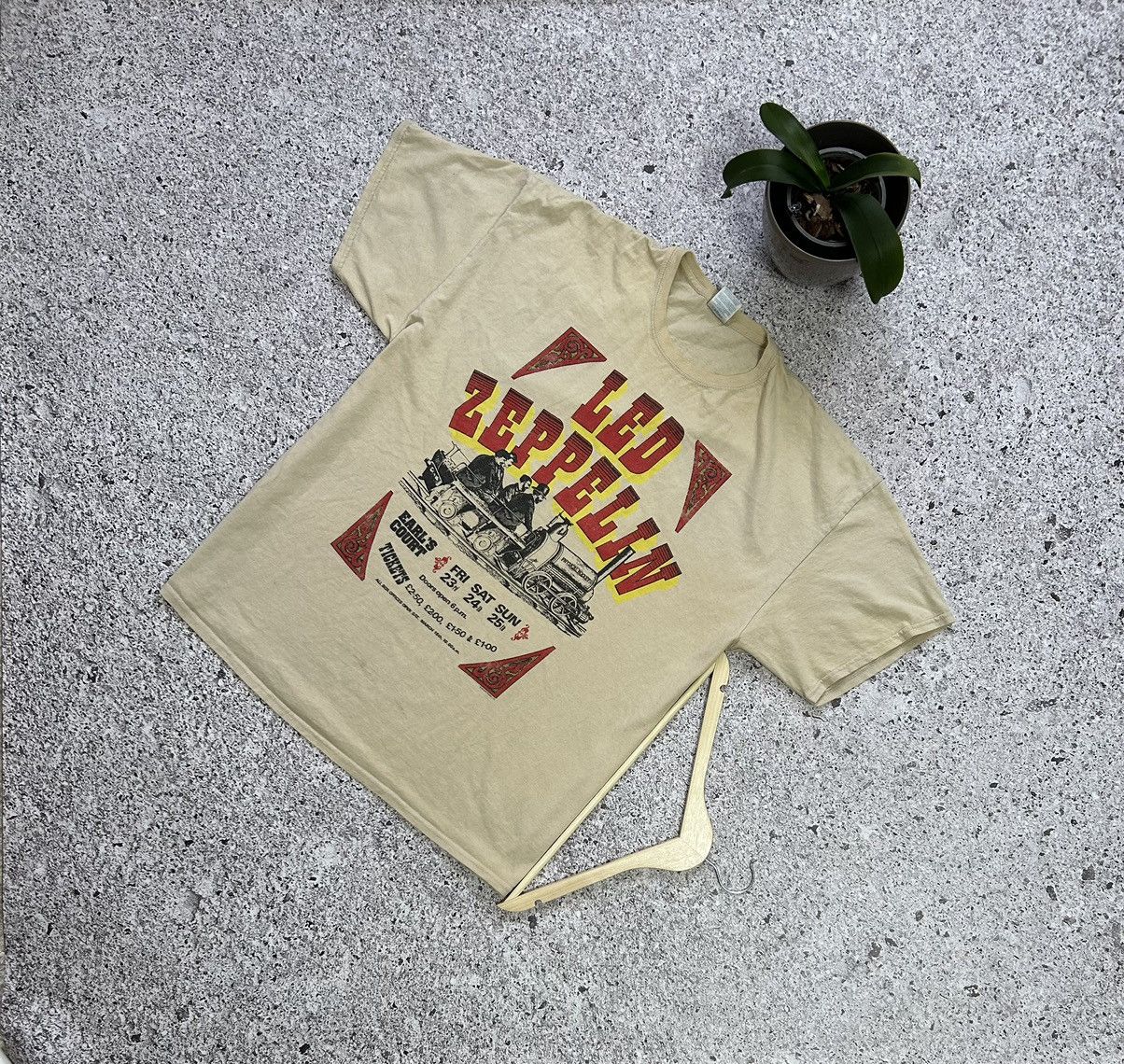 Band Tees × Vintage Vintage Led Zeppelin Physical Rocket Graffiti 2012 T-Shirt Size US XXL / EU 58 / 5 - 1 Thumbnail