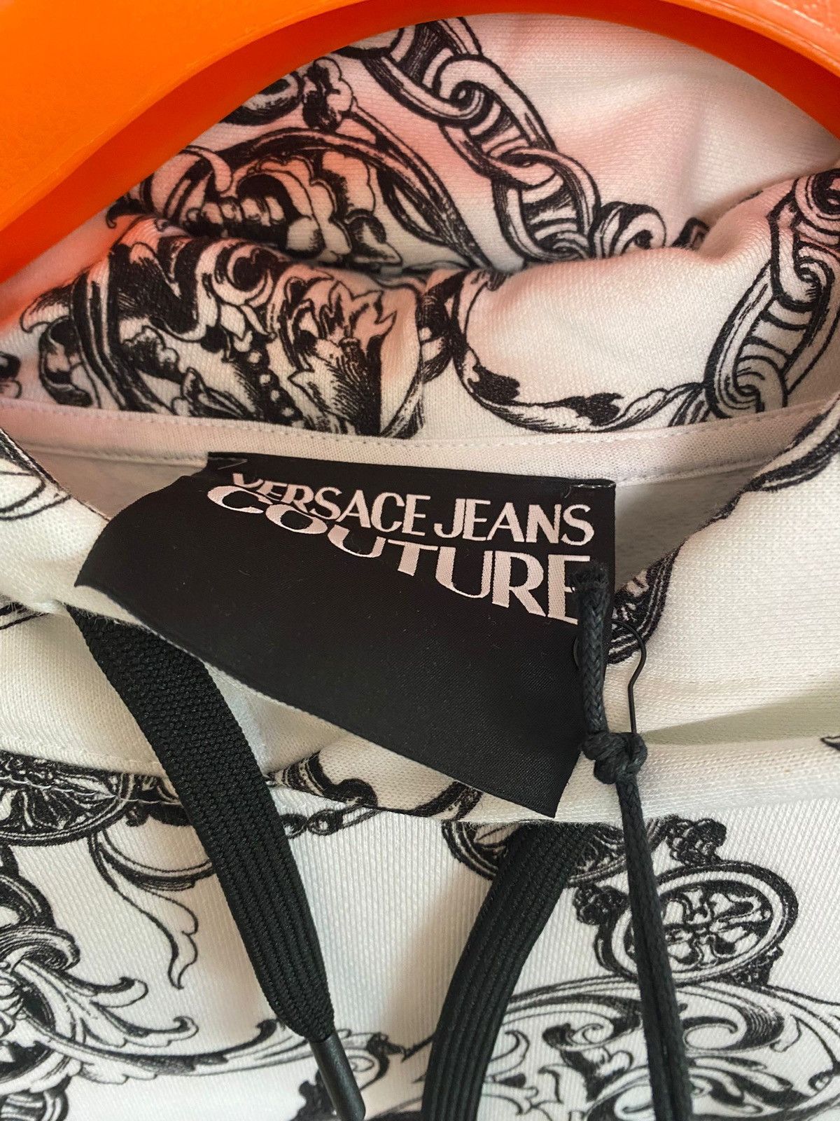 Versace Jeans Couture Baroque Print Brushed Versace Jeans Culture size L white, Size US L / EU 52-54 / 3 - 8 Thumbnail