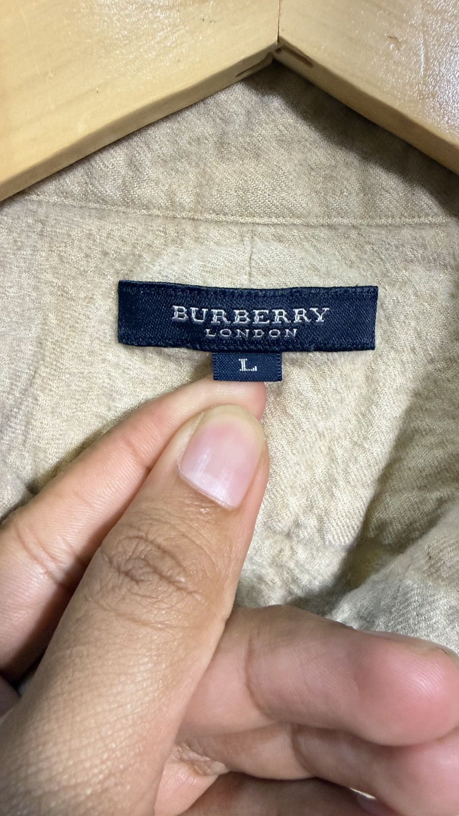 Burberry Vintage Burberry London Button Up Casual Shirt Kids Size US M / EU 48-50 / 2 - 2 Thumbnail