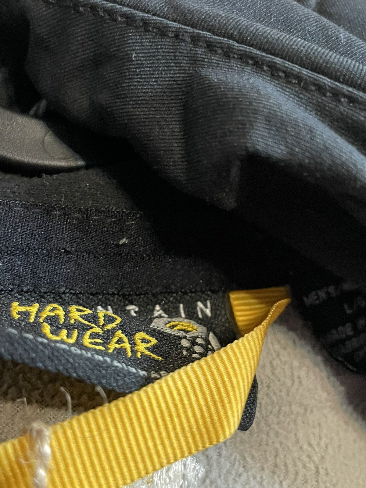 Mountain Hardwear Mountain hardwear soft-shell outdoor street fashion Size US S / EU 44-46 / 1 - 5 Thumbnail