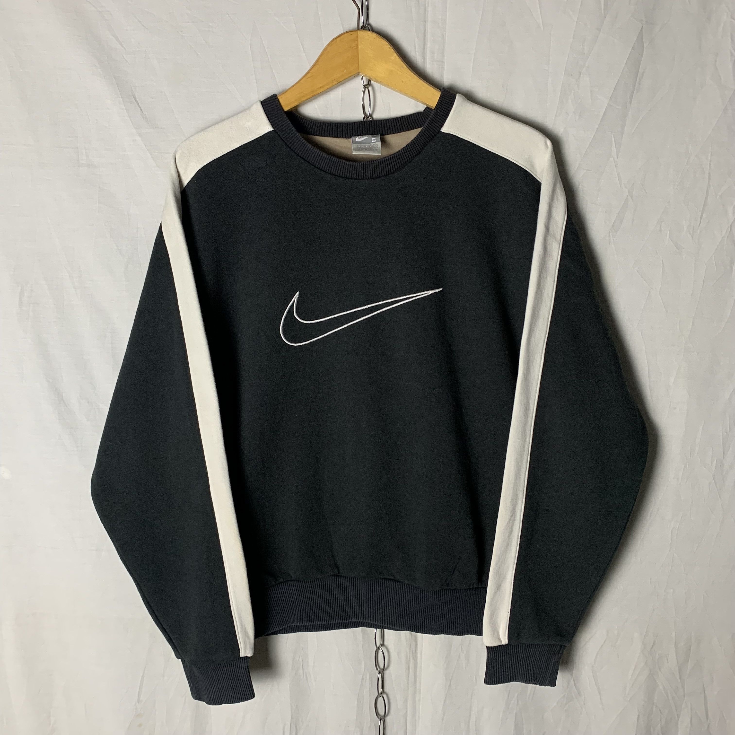 Nike Nike Swoosh Sweatshirt Crewneck Size US S / EU 44-46 / 1 - 1 Thumbnail