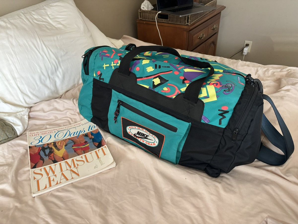 Nike Nike Duffel Bag 90s Size ONE SIZE - 4 Thumbnail