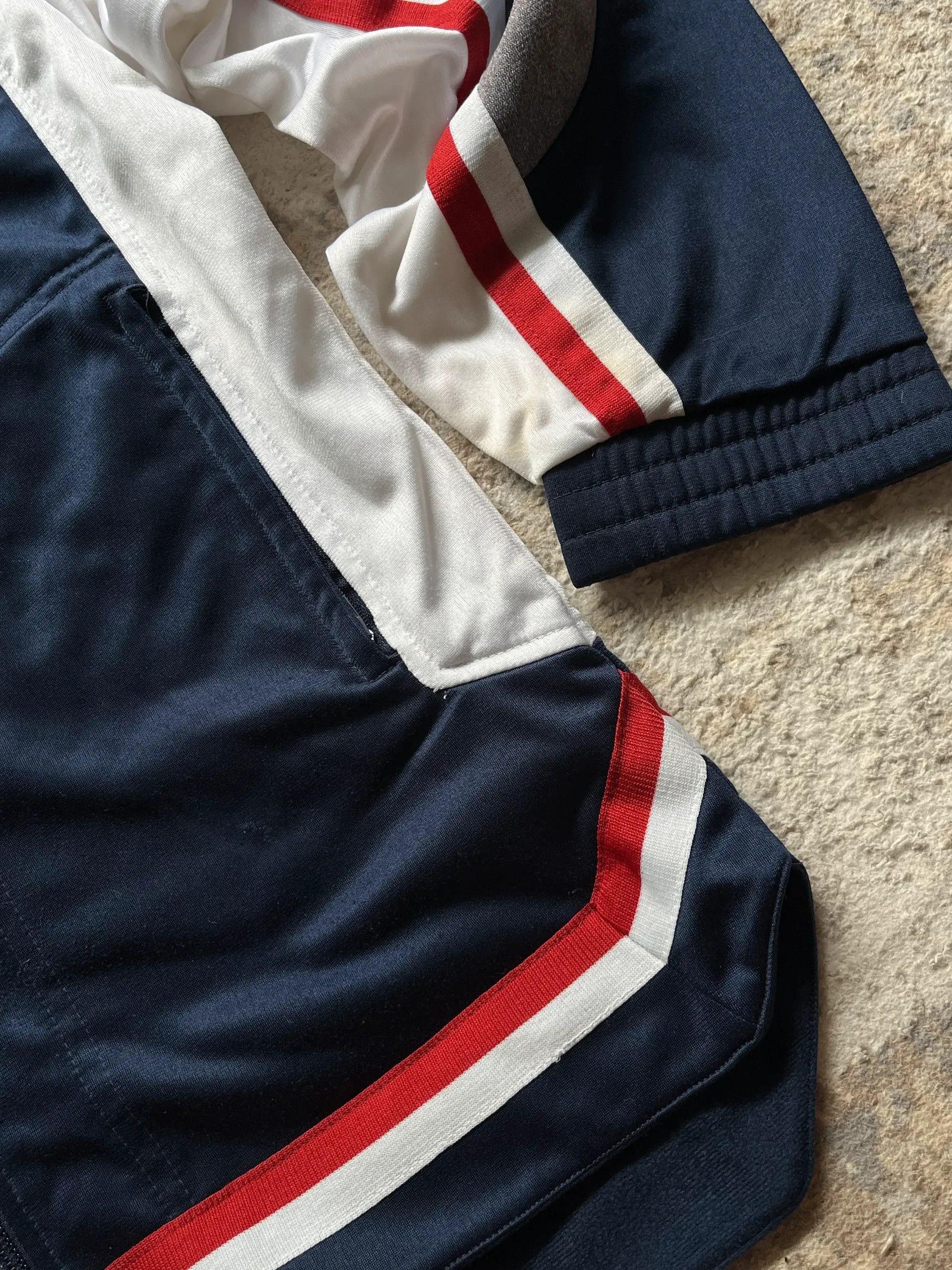 Reebok OG Reebok Sz XL 16 = M Track Jacket Embroidered Logo 90s Size US M / EU 48-50 / 2 - 10 Thumbnail