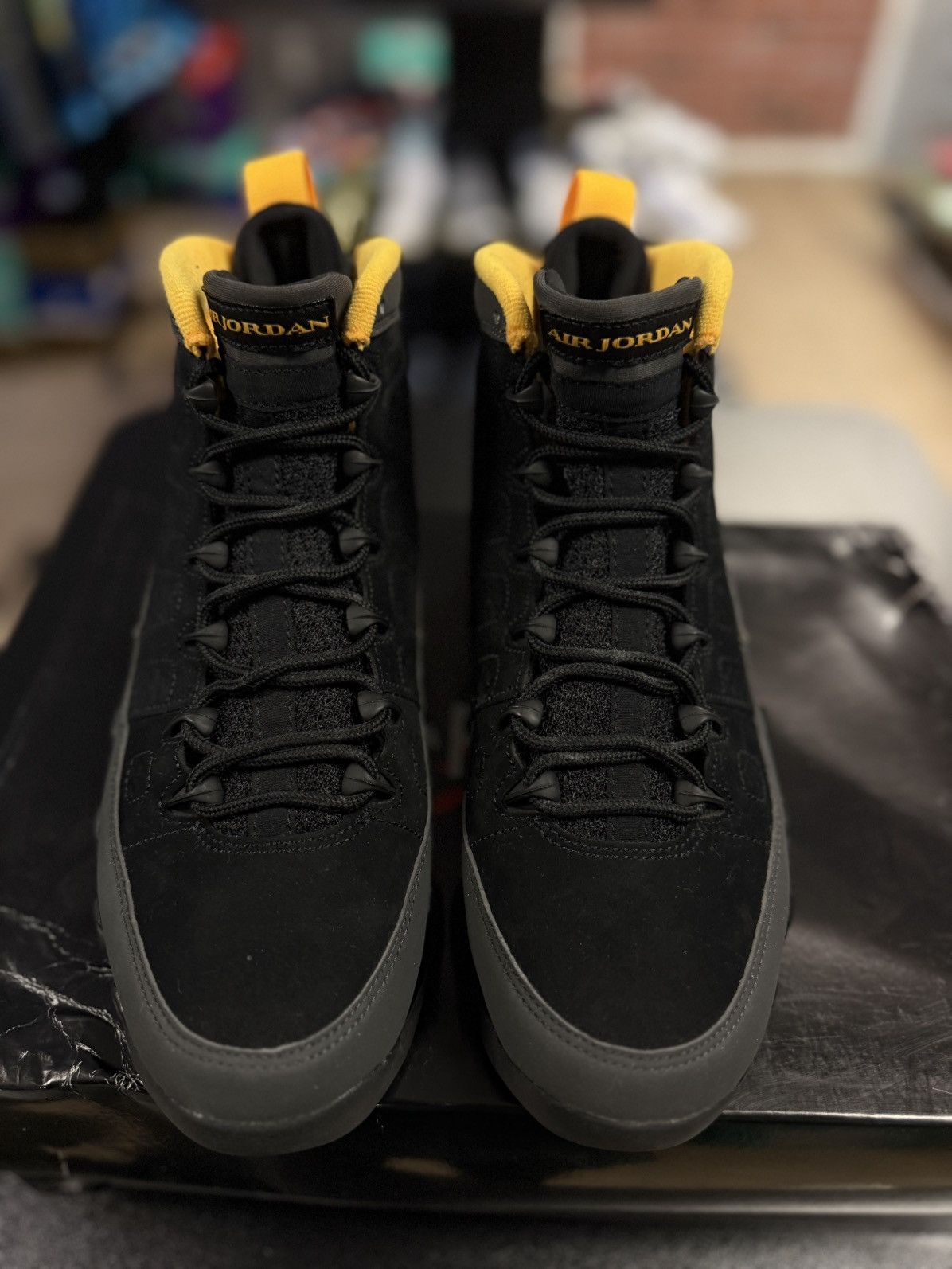 Nike Jordan 9 Dark Charcoal University Gold Size 8 🧼 Size US 8 / EU 41 - 5 Thumbnail