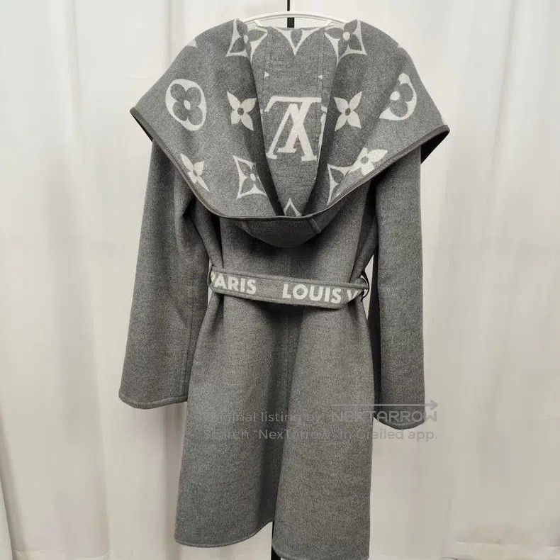 Louis Vuitton Louis Vuitton Wool Hooded Print coat Size XS / US 0-2 / IT 36-38 - 2 Thumbnail