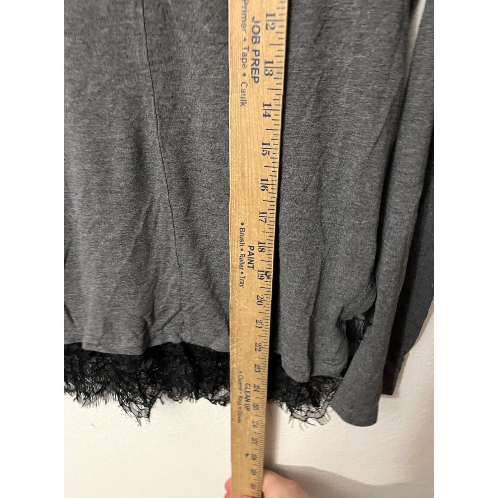 Zara Vintage Zara Women's Small Lace Hem Long Sleeve Pullover Shirt Gray Casual Fall Womens Size S / US 4 / IT 40 - 4 Thumbnail