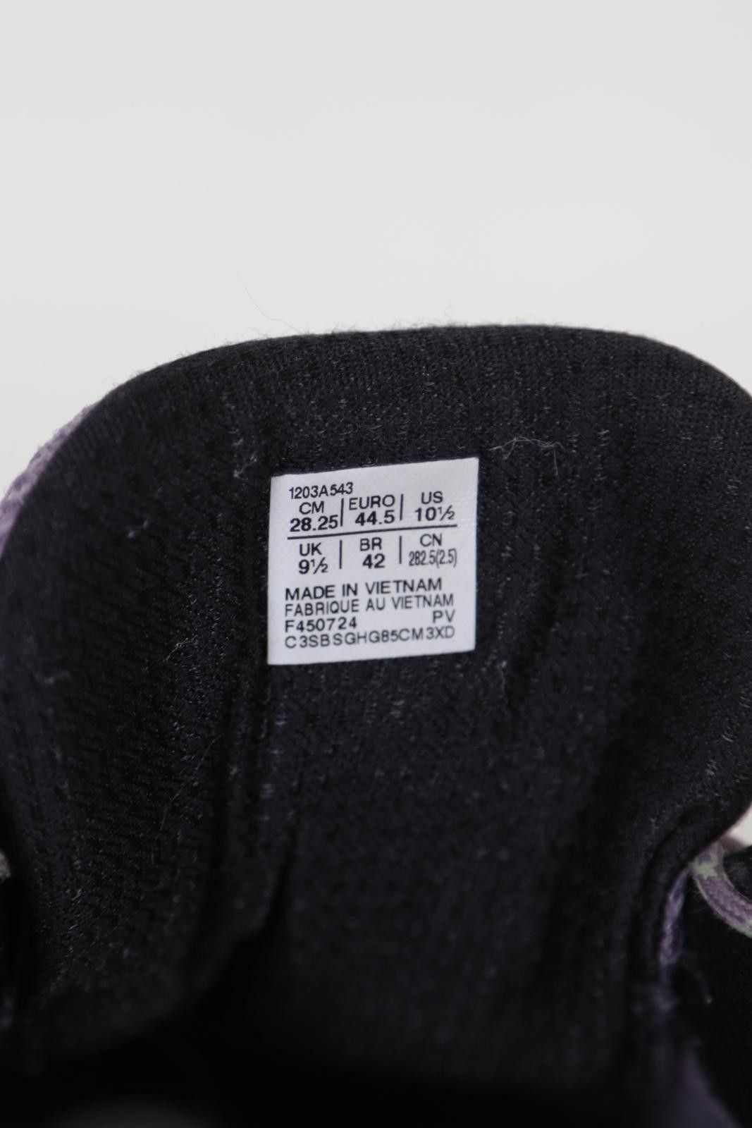 Asics 2024' Asics Gel Nimbus 10.1 Low-Top Sneakers Size US 9 / EU 42 - 10 Thumbnail