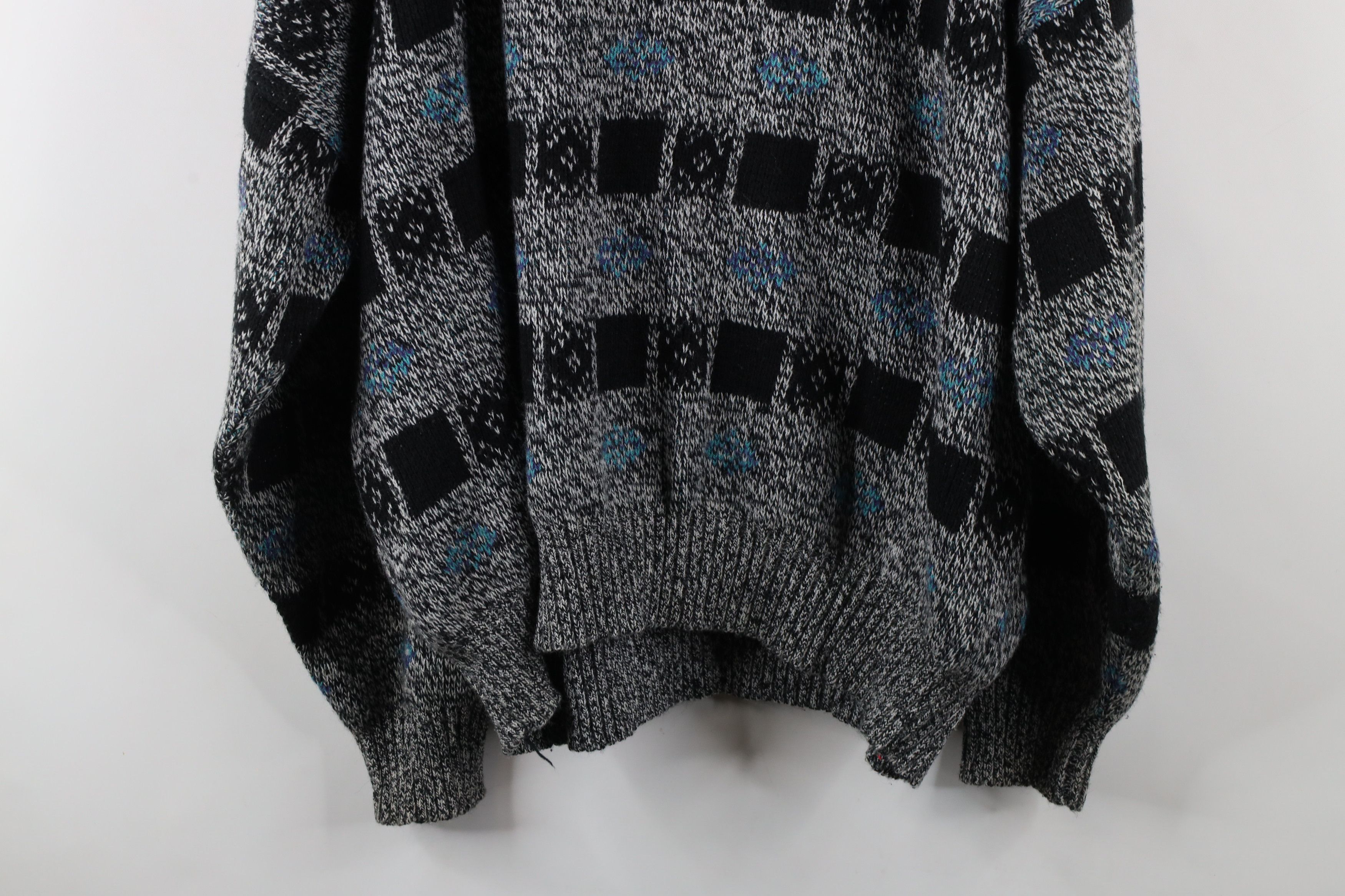 Vintage Vintage 90s Coogi Style Geometric Knit Crewneck Sweater Size US XXL / EU 58 / 5 - 11 Thumbnail