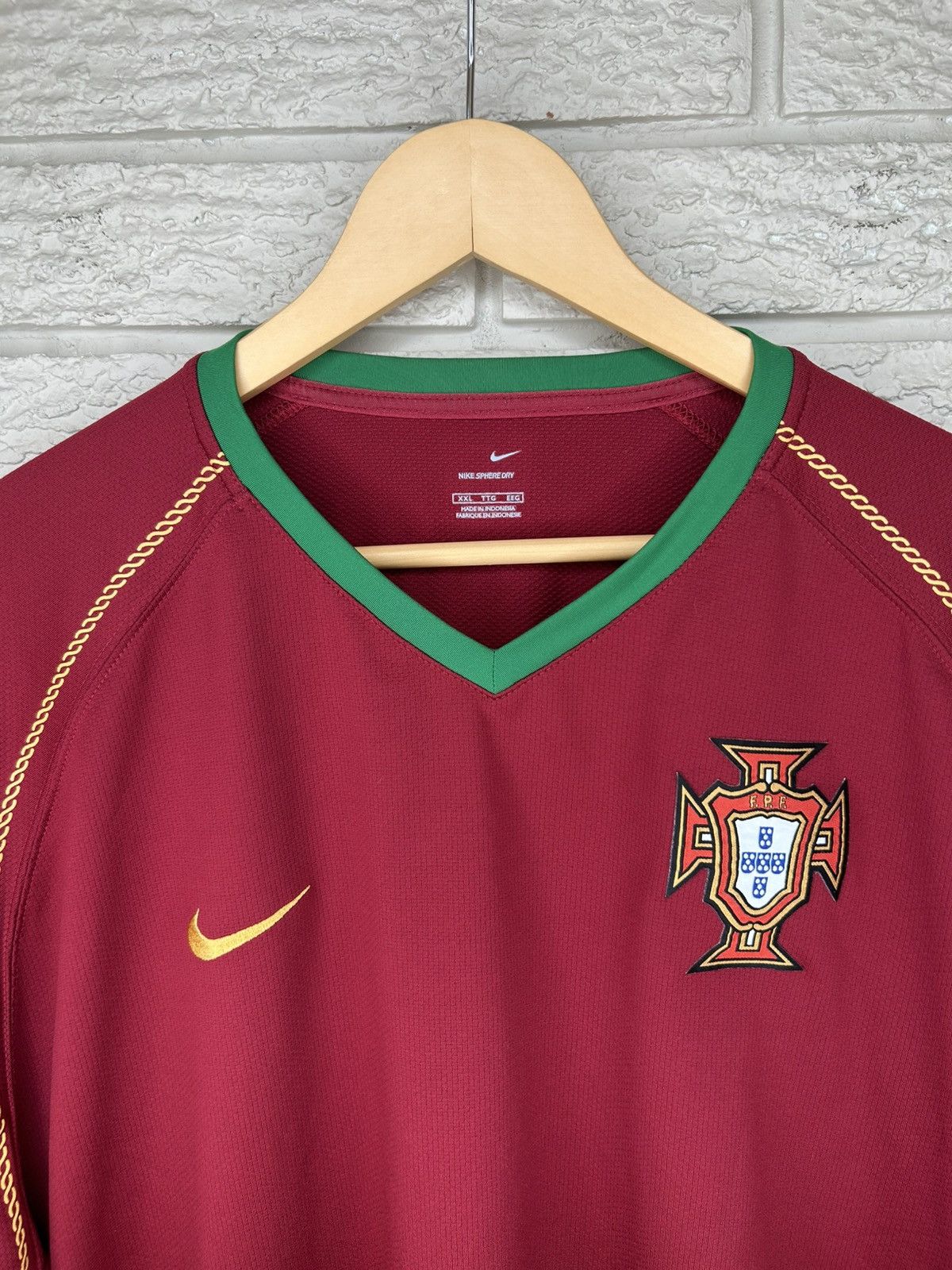 Nike Vintage Nike Portugal 2006 Home Jersey Size US XXL / EU 58 / 5 - 7 Thumbnail