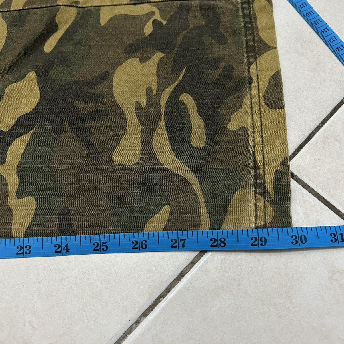 Takeo Kikuchi Takeo Kikuchi Camo Cargo Pants Size 29" - 19 Thumbnail