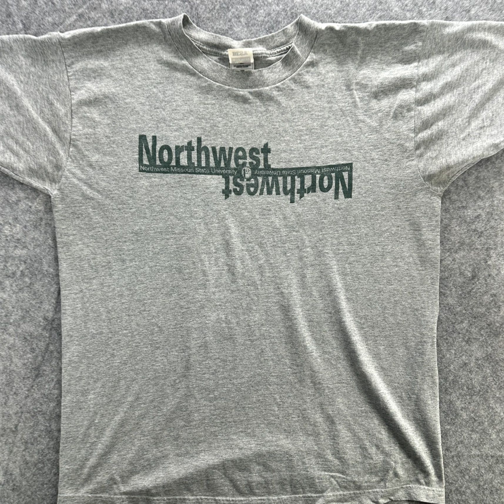 Fruit Of The Loom VINTAGE Northwest Missouri State University Shirt Mens Large College Tee 90s Size US L / EU 52-54 / 3 - 2 Thumbnail