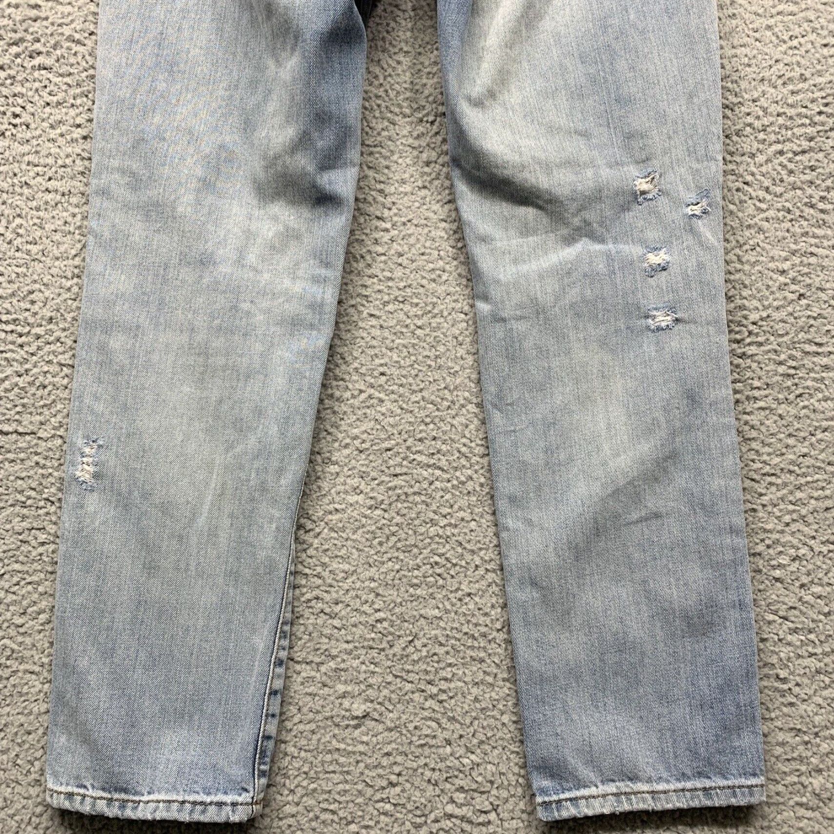Zara ZARA Basic Z 1975 Jeans Light Wash Distressed 5-Pocket LOGO Regular Size 4 Women Jeans Mid Rise Light Blue - 26.5 Inseam Distressed Size 29" - 6 Thumbnail