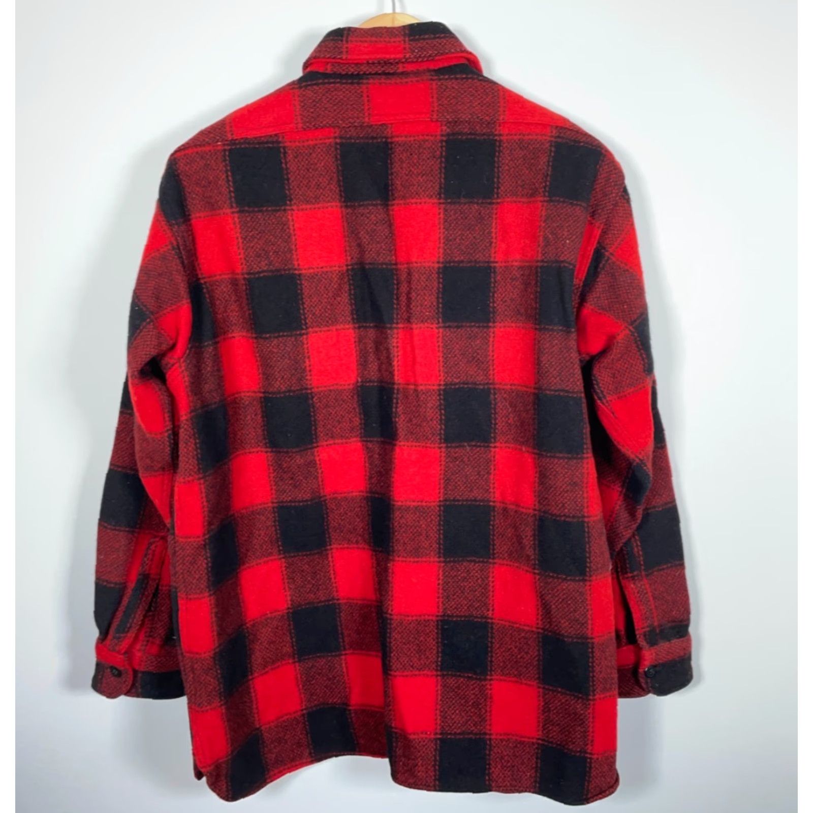 Vintage VINTAGE Winter King Wool Flannel Shirt Jacket - Red Black Buffalo Plaid - Men's Large - 70s Grunge Casual Workwear Shirt-Jacket Size US L / EU 52-54 / 3 - 2 Thumbnail