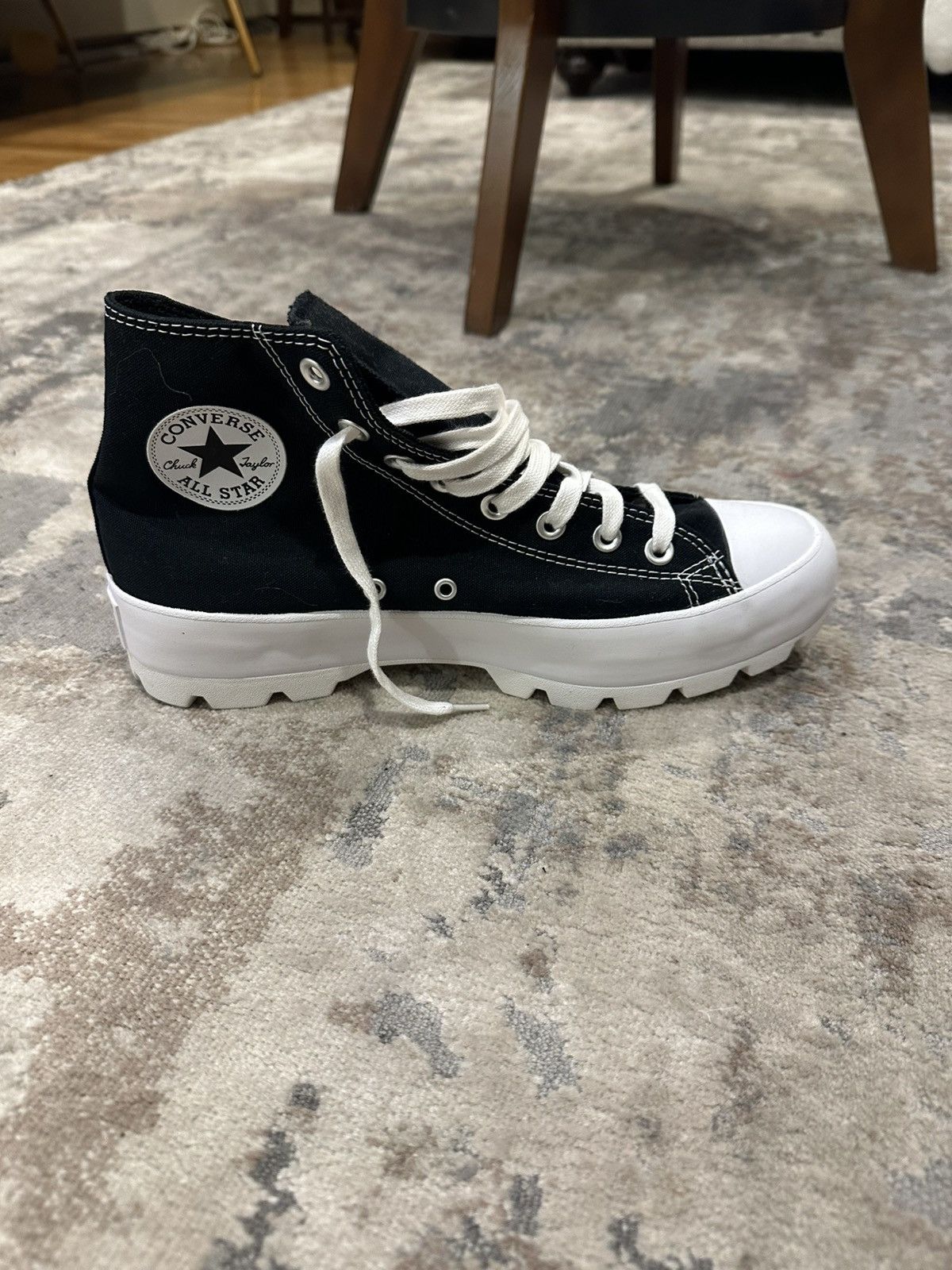 Converse Black Chuck Taylor All Star Lugged High Sneakers Converse Size US 9.5 / EU 42-43 - 2 Thumbnail