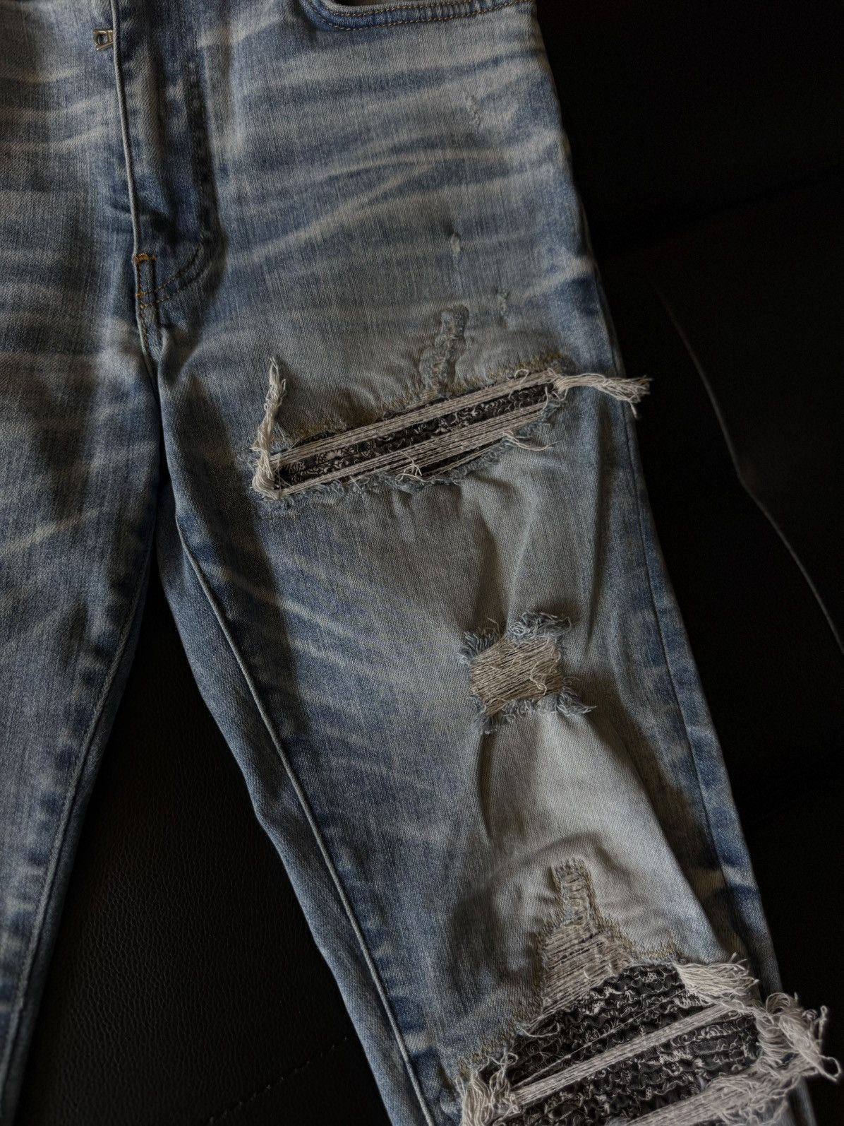 Amiri Amiri Blue Jeans Black Bandanna Patch Size 31 Flawless 🧼 Size US 31 - 8 Thumbnail