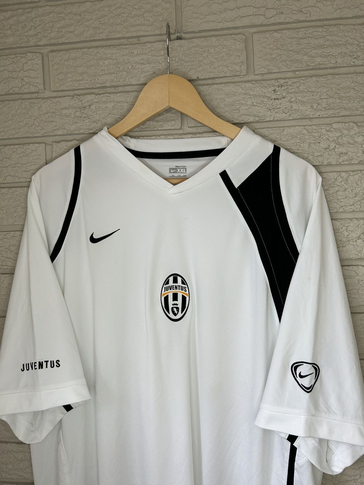 Nike Nike Juventus 2005-2006 Soccer Jersey Size US XXL / EU 58 / 5 - 2 Thumbnail