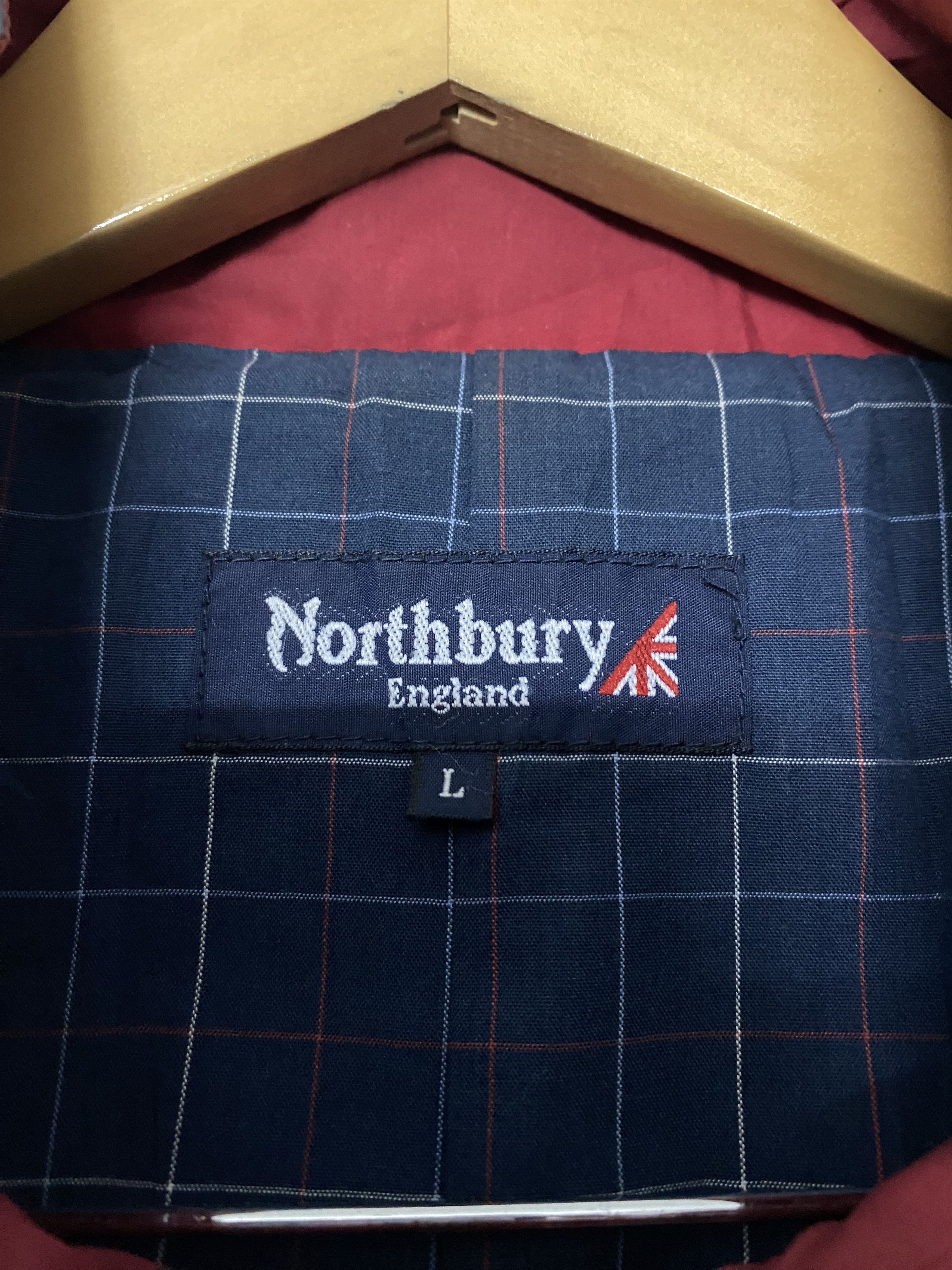 Vintage Vintage Northbury England Navy Hooded Windbreaker Jacket Size US L / EU 52-54 / 3 - 4 Thumbnail