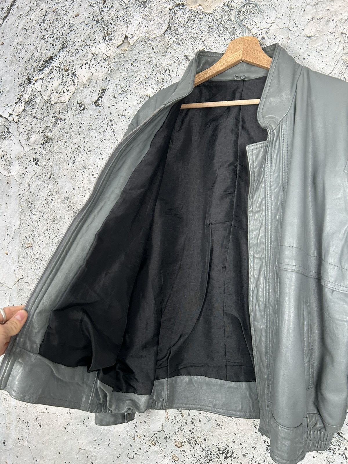 Genuine Leather Vintage Grey Genuine Leather Jacket Bomber Military 90s Rare Size US L / EU 52-54 / 3 - 5 Thumbnail