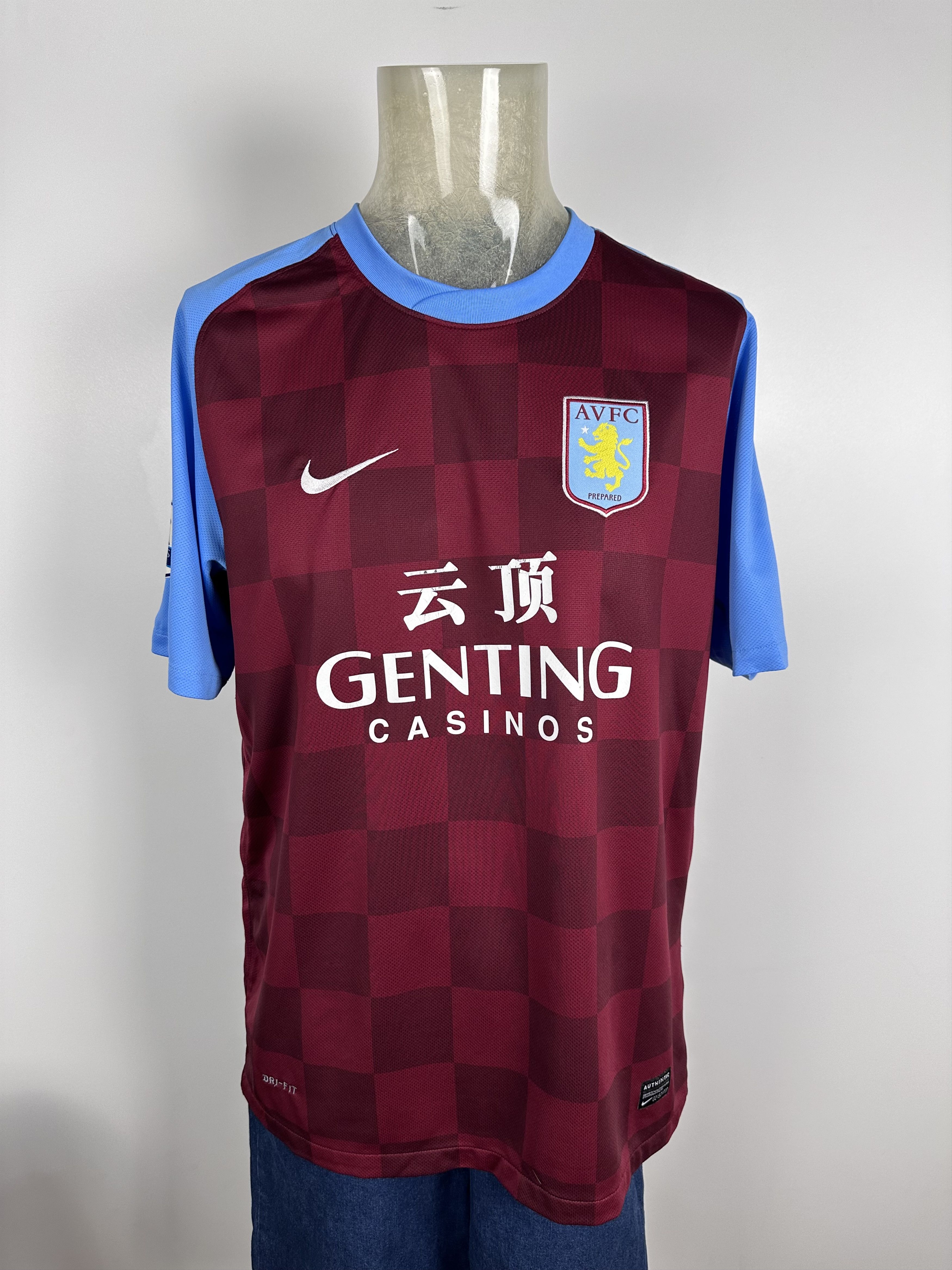 Nike ASTON VILLA 2011 2012 Football Shirt Soccer Jersey Nike L Size US L / EU 52-54 / 3 - 1 Thumbnail
