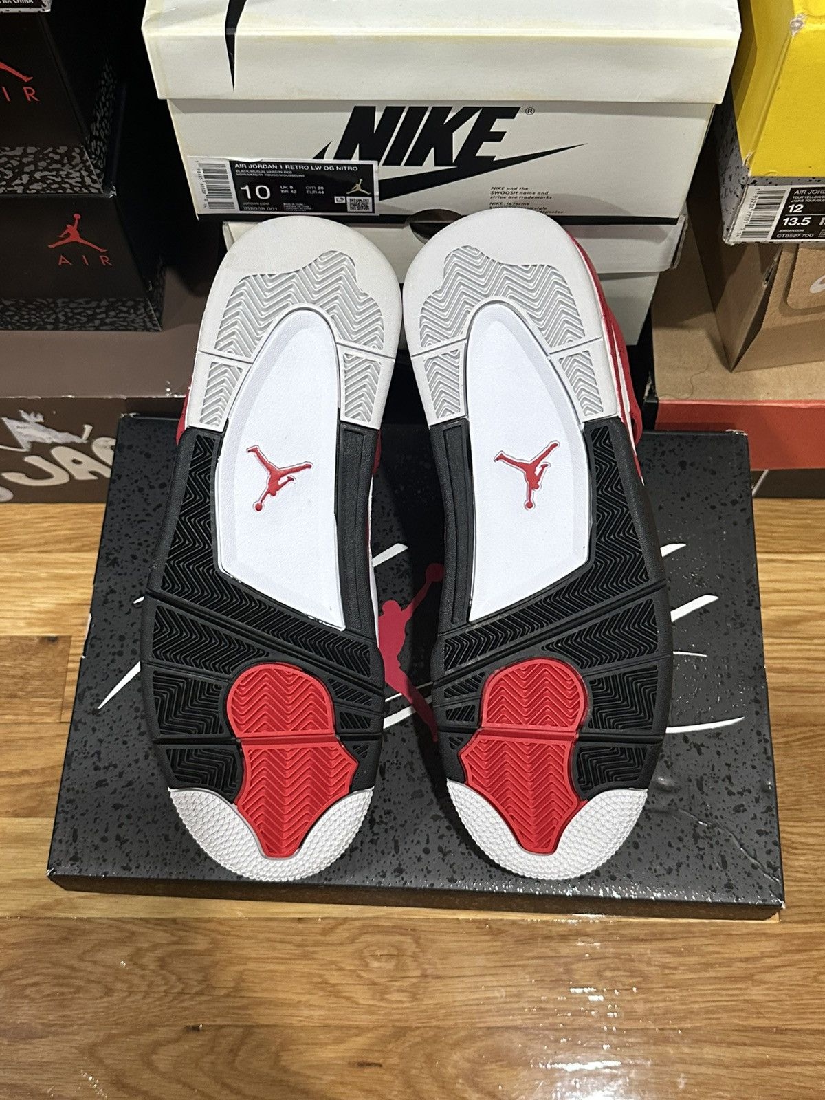 Jordan Brand Jordan 4 Retro Red Cement size 10.5 Size US 10.5 / EU 43-44 - 3 Thumbnail
