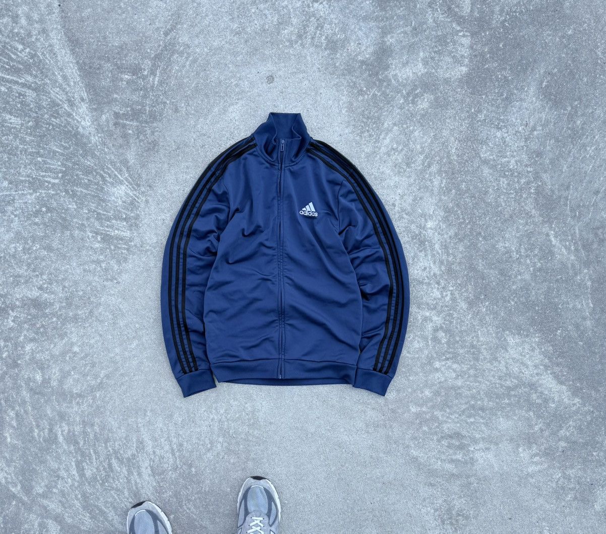 Adidas Vintage Adidas y2k streetwear old school track jacket Size US M / EU 48-50 / 2 - 1 Thumbnail