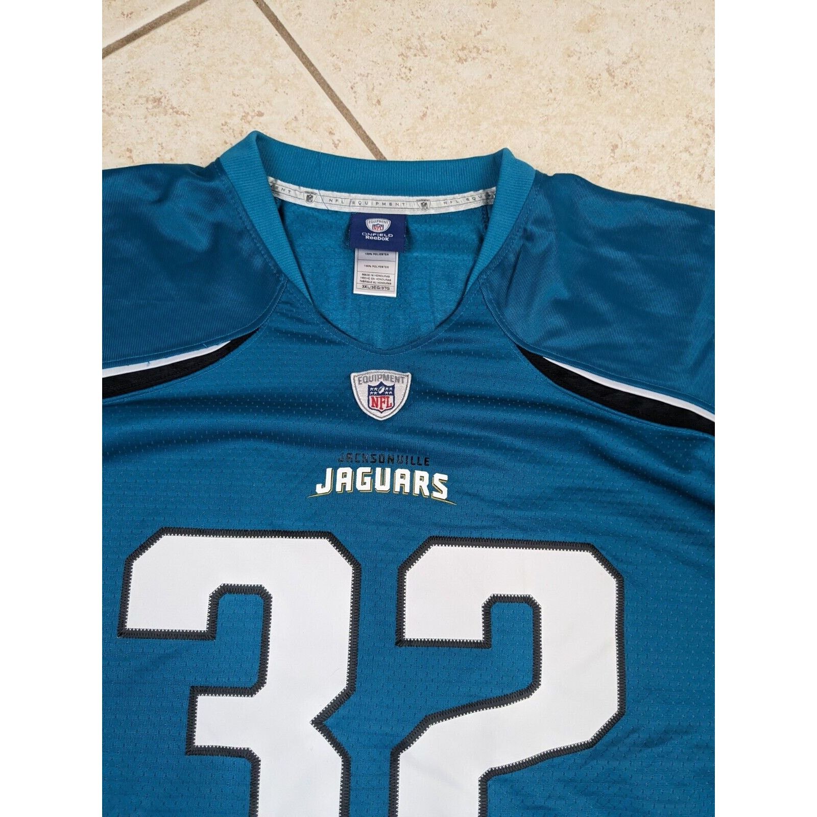 Reebok Jacksonville Jaguars STITCHED Jones-Drew Jersey Reebok 3XL Size US XXL / EU 58 / 5 - 3 Thumbnail