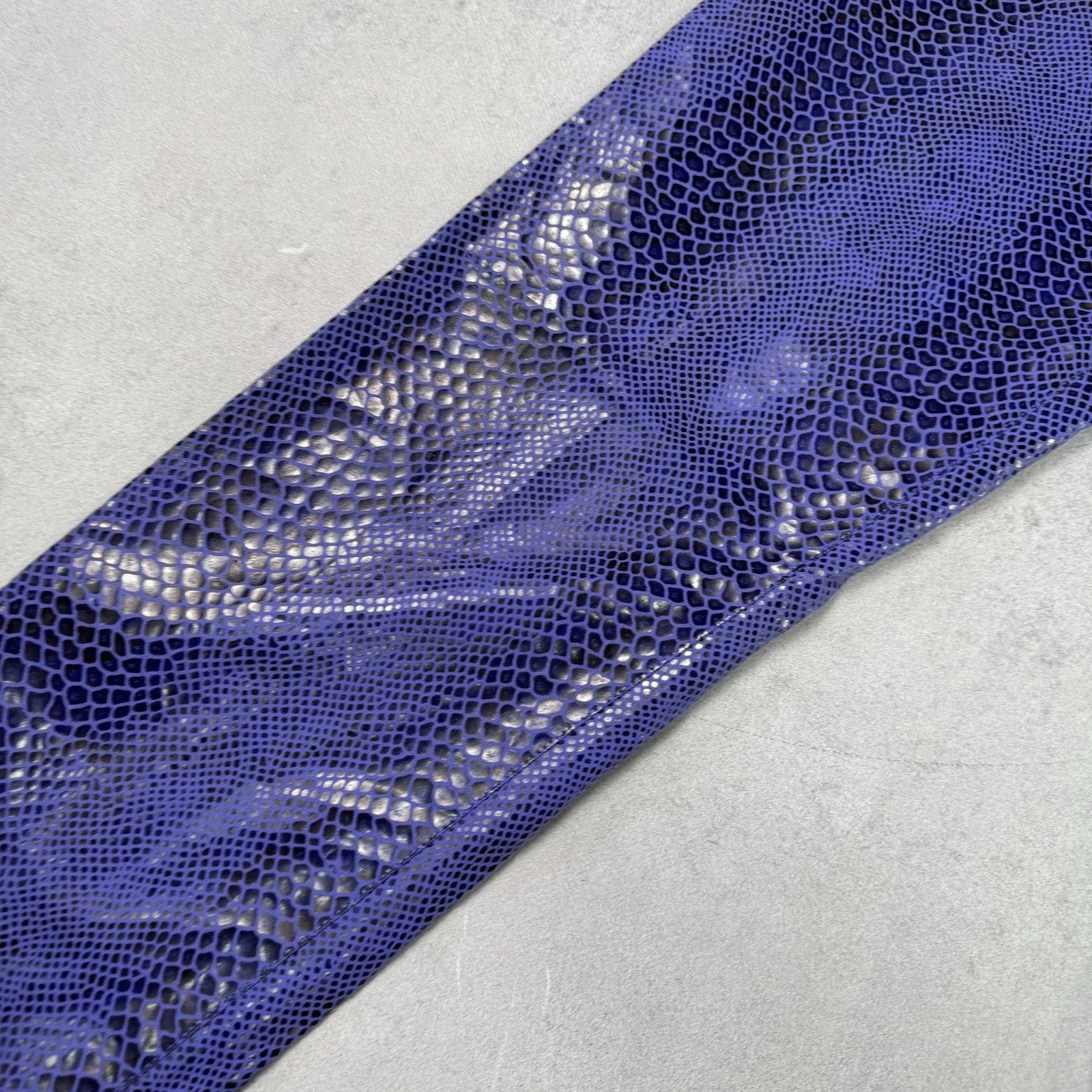 Kenzo Vintage Kenzo Jeans Snake Pattern Pants Purple Size 44 Size 30" / US 8 / IT 44 - 4 Thumbnail