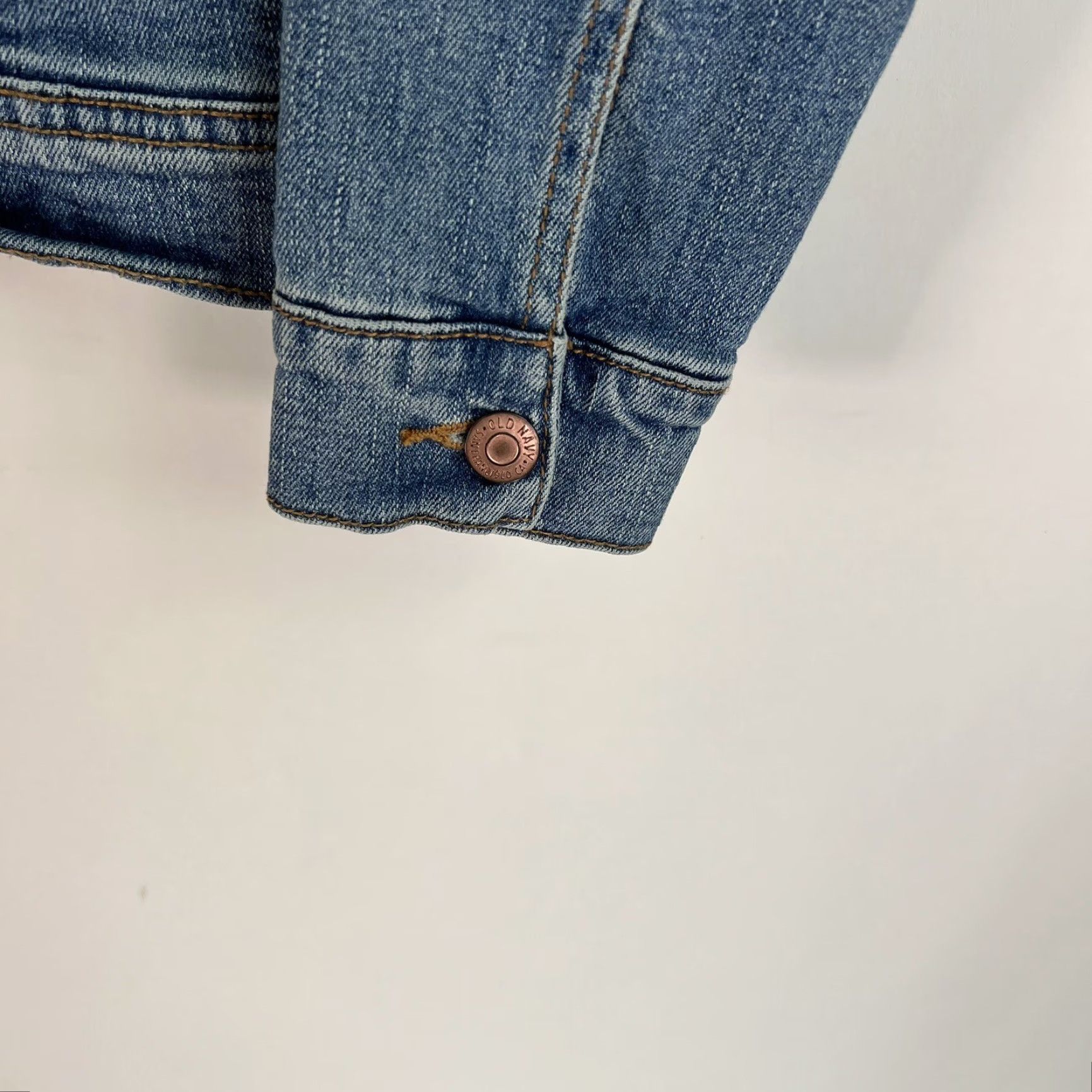 Old Navy Old Navy Denim Jean Jacket Women’s S Small Dark Blue Denim Jacket Short Sleeve Long Sleeve Casual 90s Western Basic Jacket Womens Size 28" / US 6 / IT 42 - 2 Thumbnail