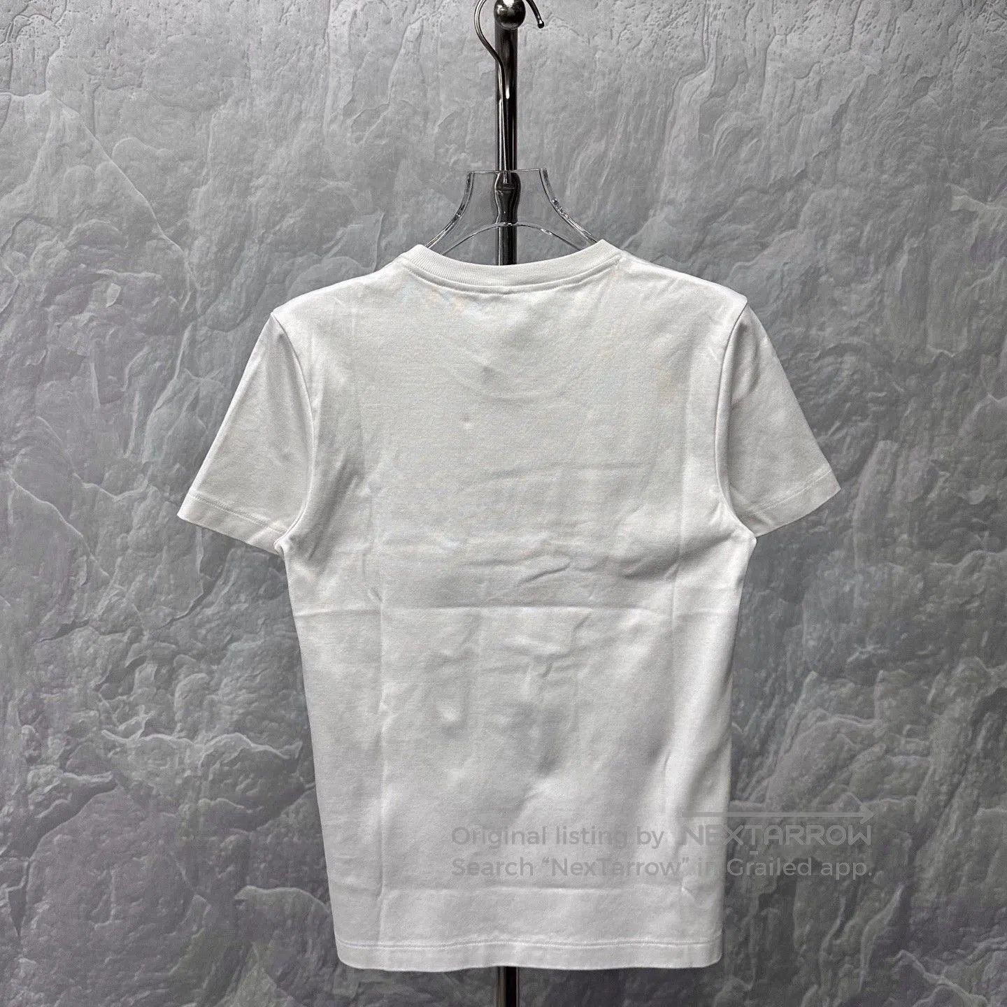 Fendi white fendi embossed logo short sleeve shirt. Size US XS / EU 42 / 0 - 2 Thumbnail