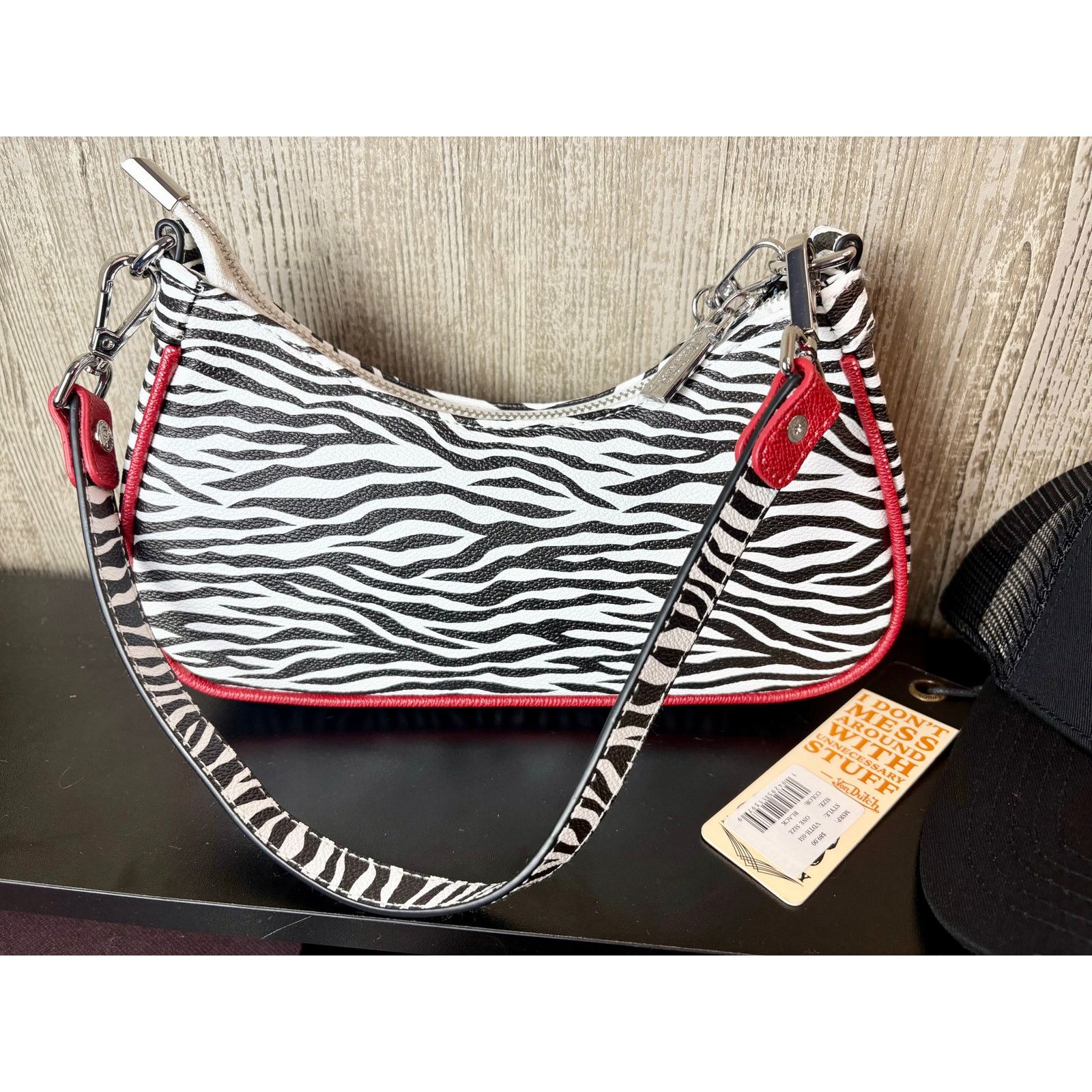 Von Dutch NEW Chic Von Dutch Zebra Shoulder Bag & Trucker Hat Bundle Size ONE SIZE - 6 Thumbnail