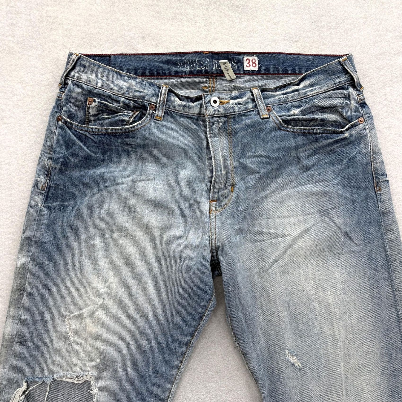 Guess Guess The Cliff Loose Fit Jeans Mens 38x30 Blue Light Wash Distressed Denim Y2K Size US 38 / EU 54 - 2 Thumbnail