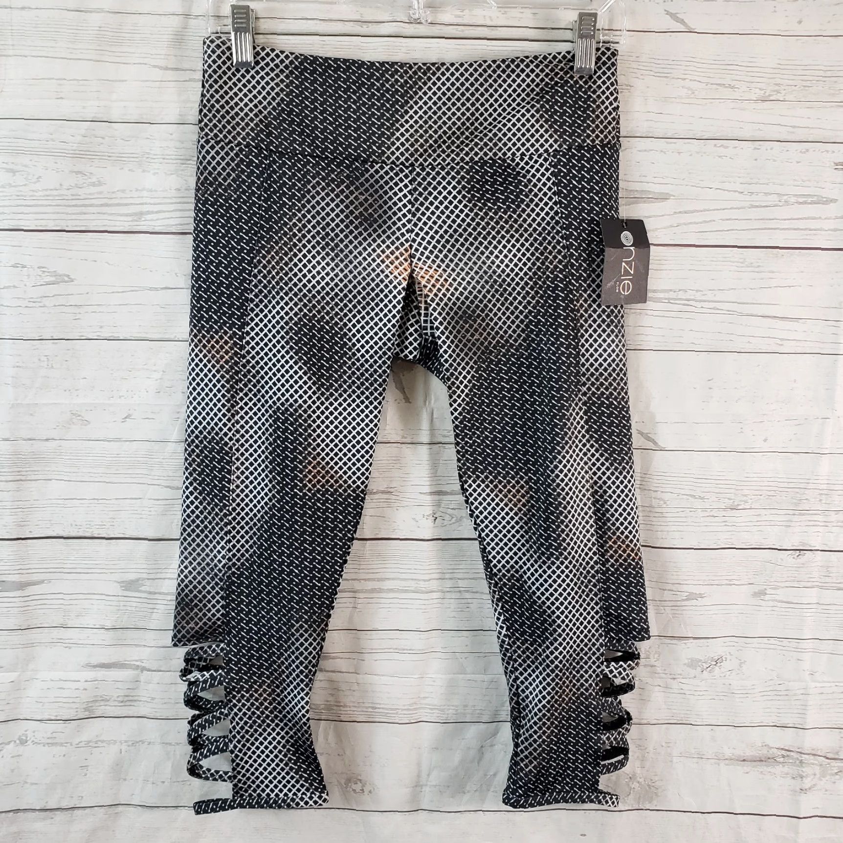 Vintage Onzie Womens Cropped Leggings Sz M/L Black Gray Mid Rise Leggings Size 36" / US 14 / IT 50 - 2 Thumbnail
