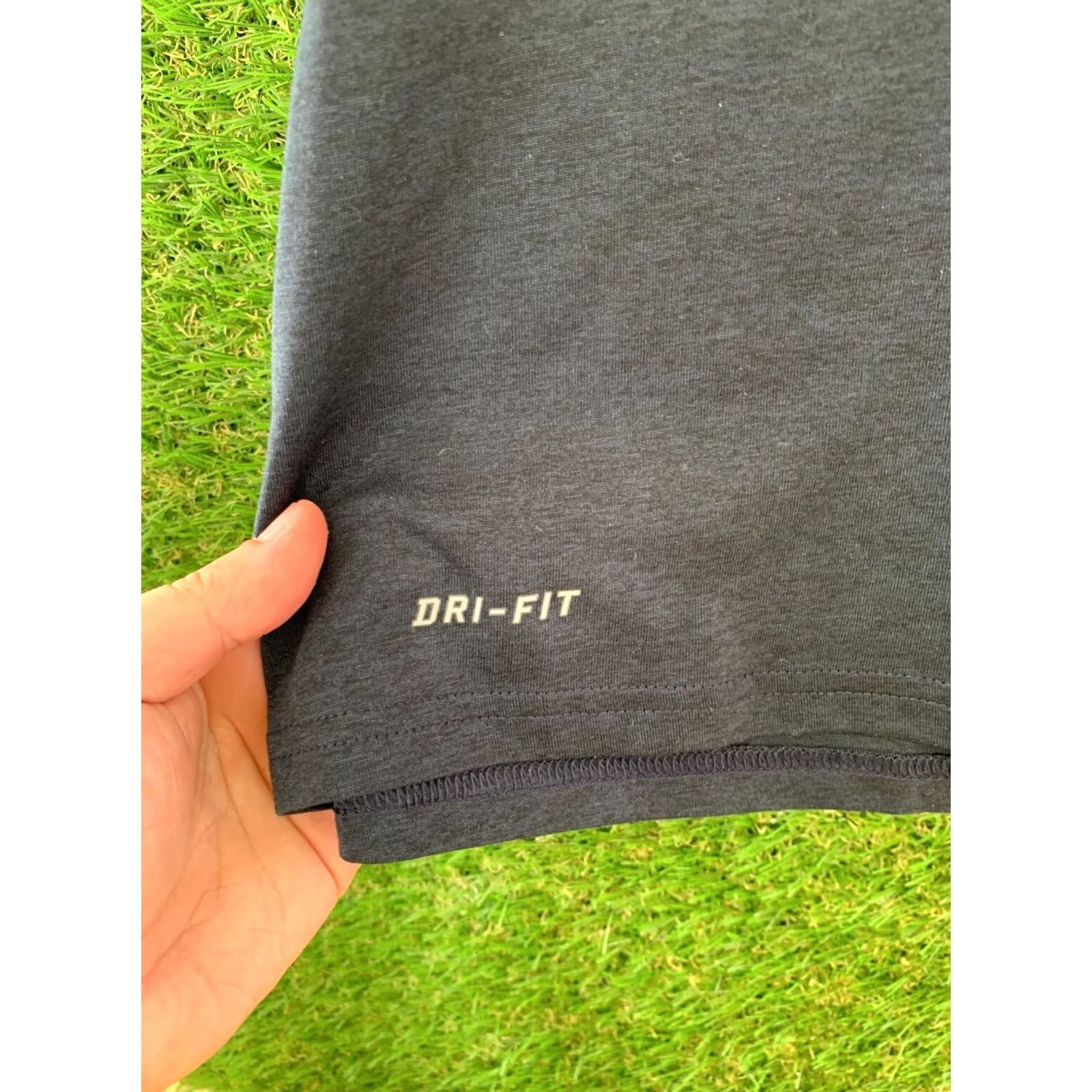 Nike Nike Dri-Fit T-Shirt Mens Shirt Jersey 2012 M Black Gray Nike Dri-FIT Mens Shirt Jersey 2012 M Black Gray Size US M / EU 48-50 / 2 - 4 Thumbnail